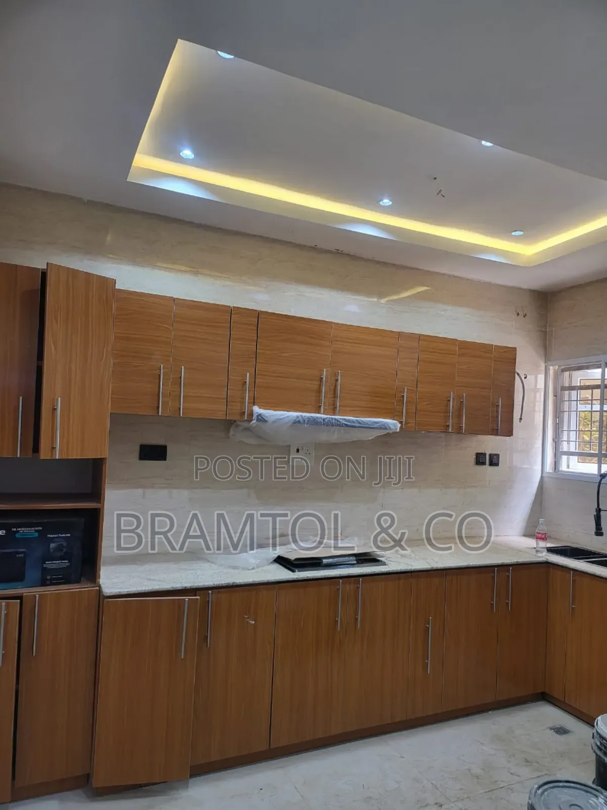 4bdrm Townhouse / Terrace in Apo District for rent