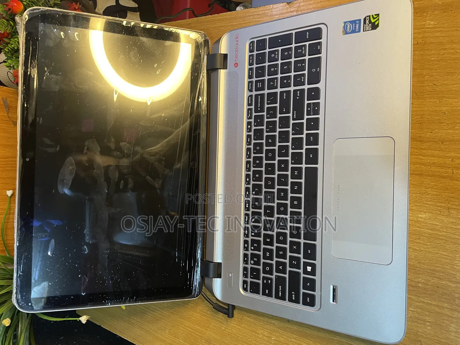 Laptop HP Envy 15 16GB Intel Core Ultra 7 SSD 256GB