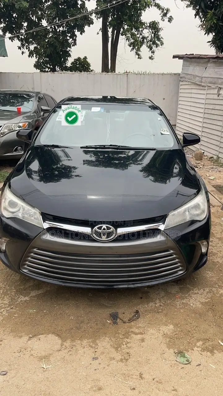Toyota Camry LE 4dr Sedan (2.5L 4cyl 6A) 2016 Black