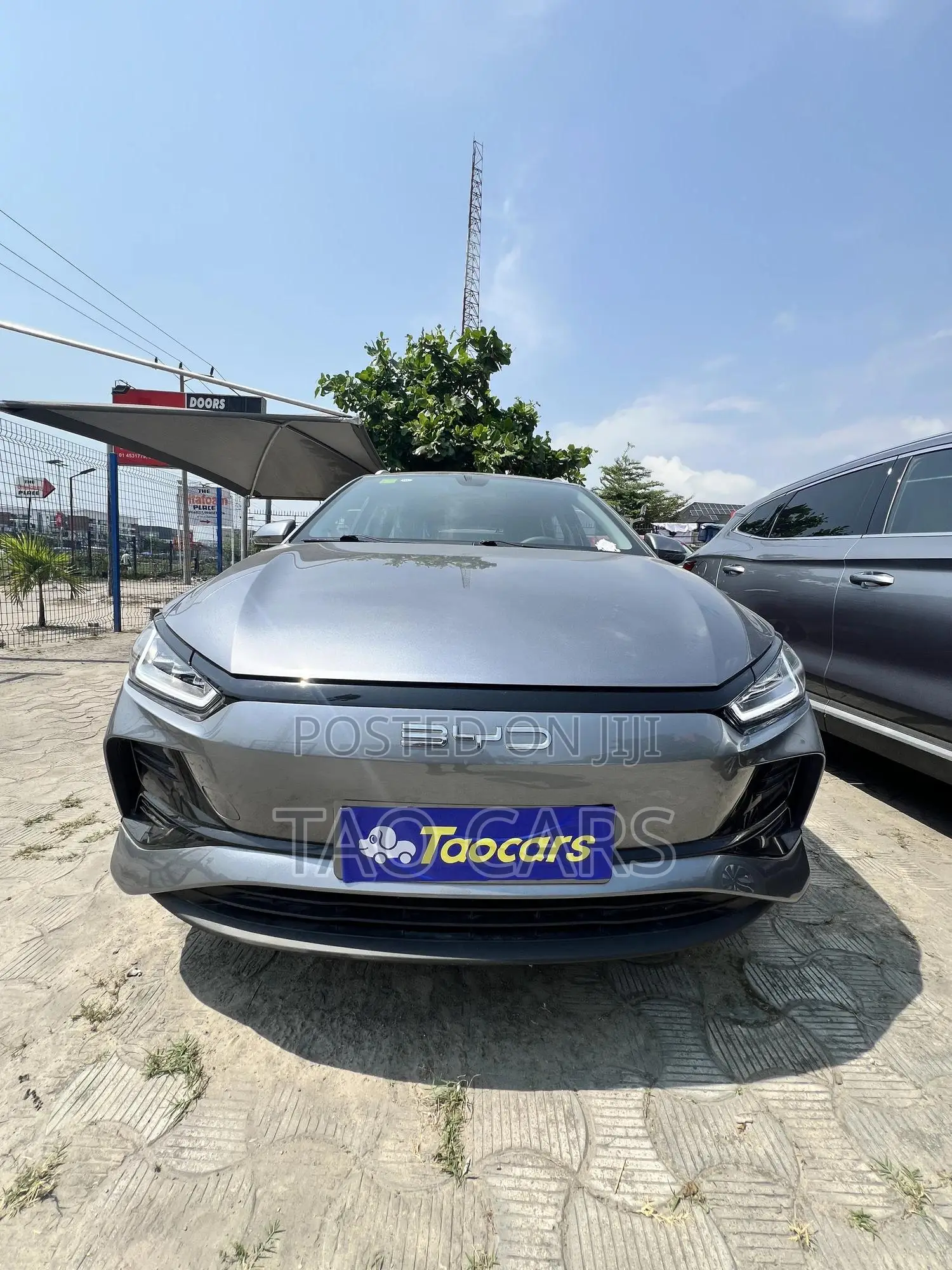 New BYD E2 43 kWh 94 hp FWD 2025 Gray