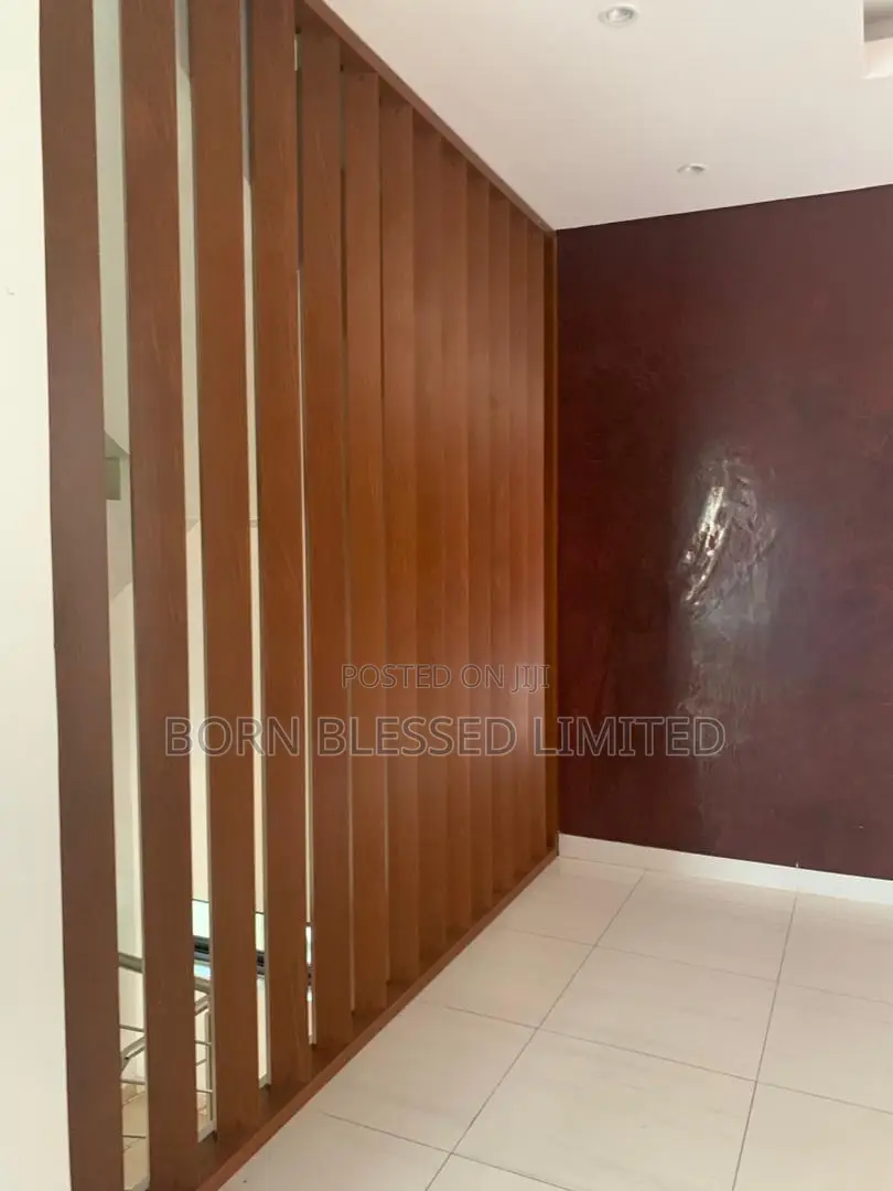 4bdrm Duplex in Lagos State for rent