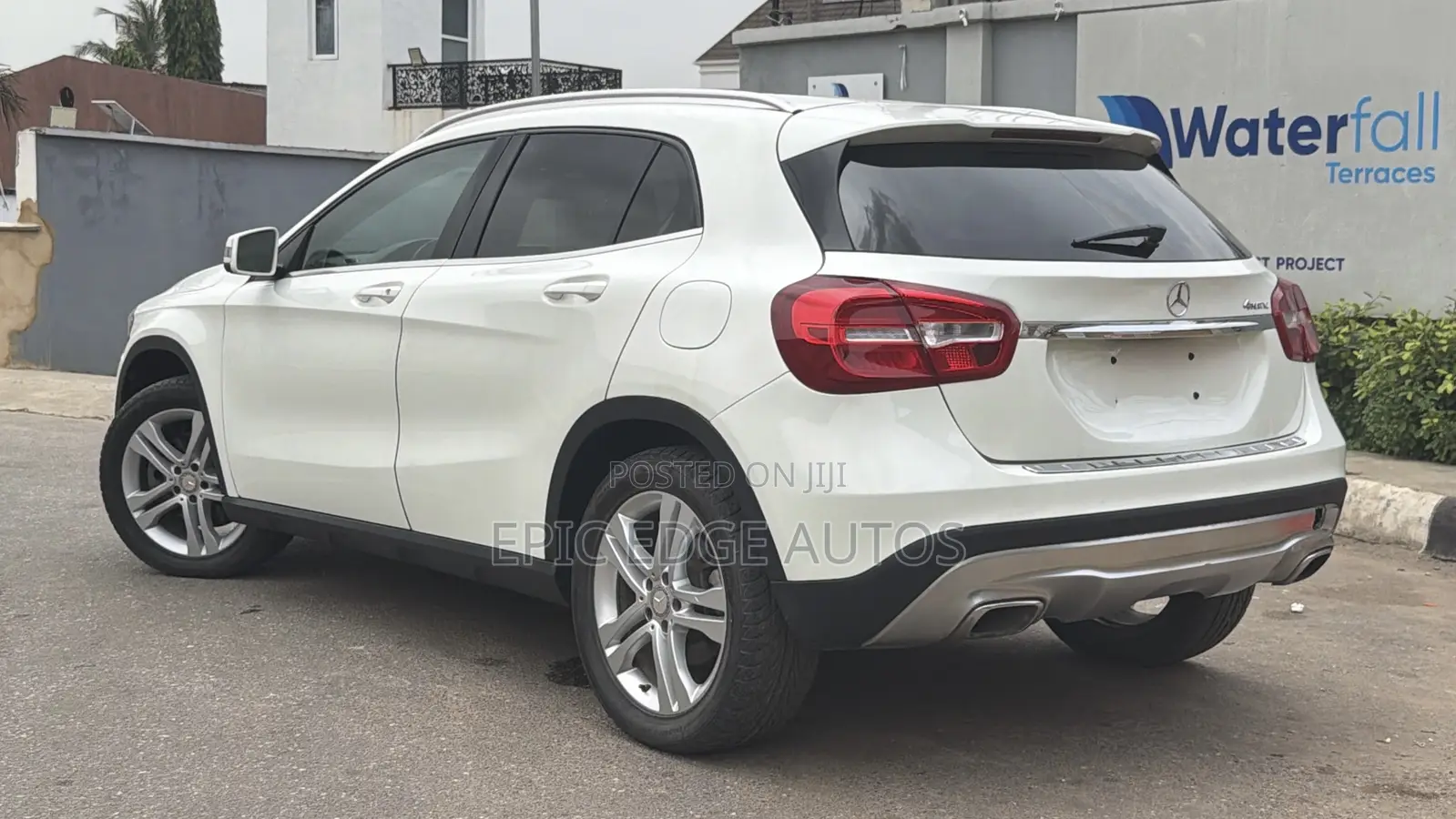 Mercedes-Benz GLA 250 2015 White