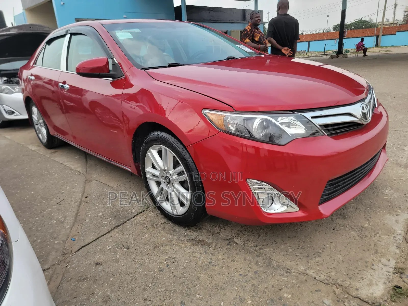 Toyota Camry LE 4dr Sedan w/Prod. End 11/13 (2.5L 4cyl 6A) 2014 Red