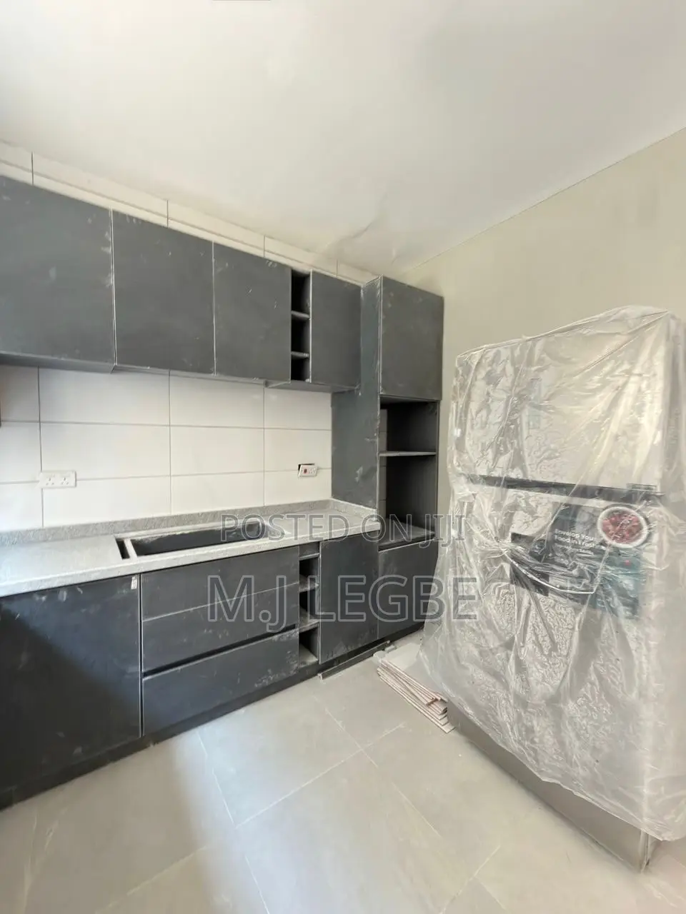 4bdrm Duplex in Osapa, Lekki for rent