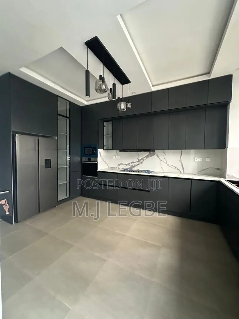 4bdrm Duplex in Phase 1, Lekki for rent