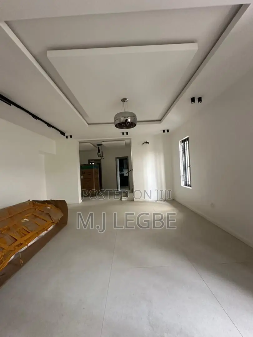 4bdrm Duplex in Phase 1, Lekki for rent