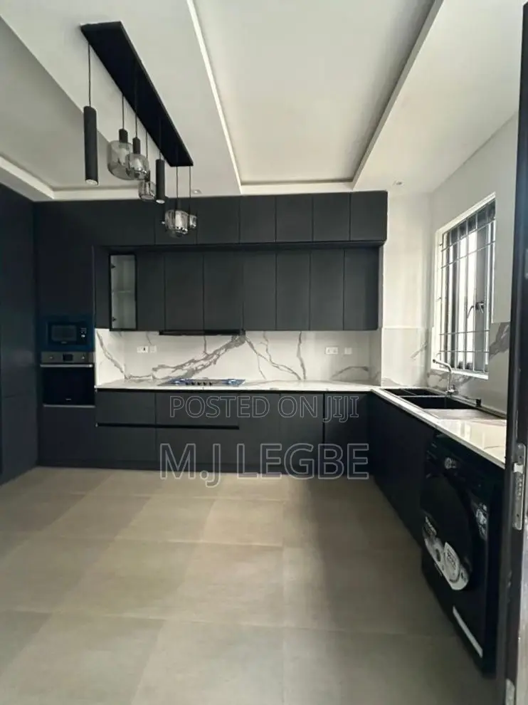 4bdrm Duplex in Phase 1, Lekki for rent