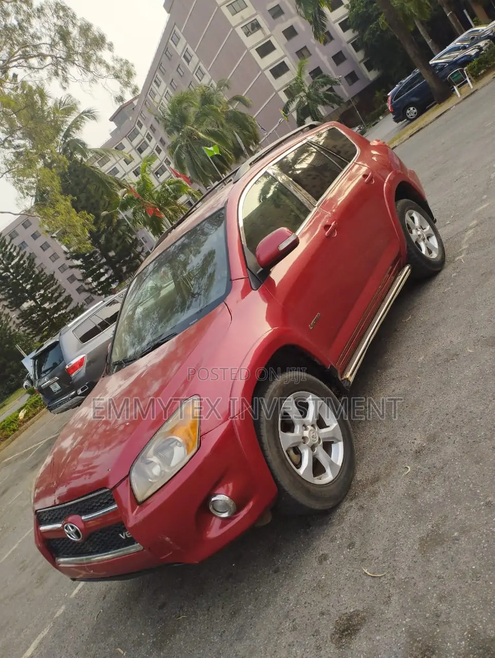 Toyota RAV4 2011 Red