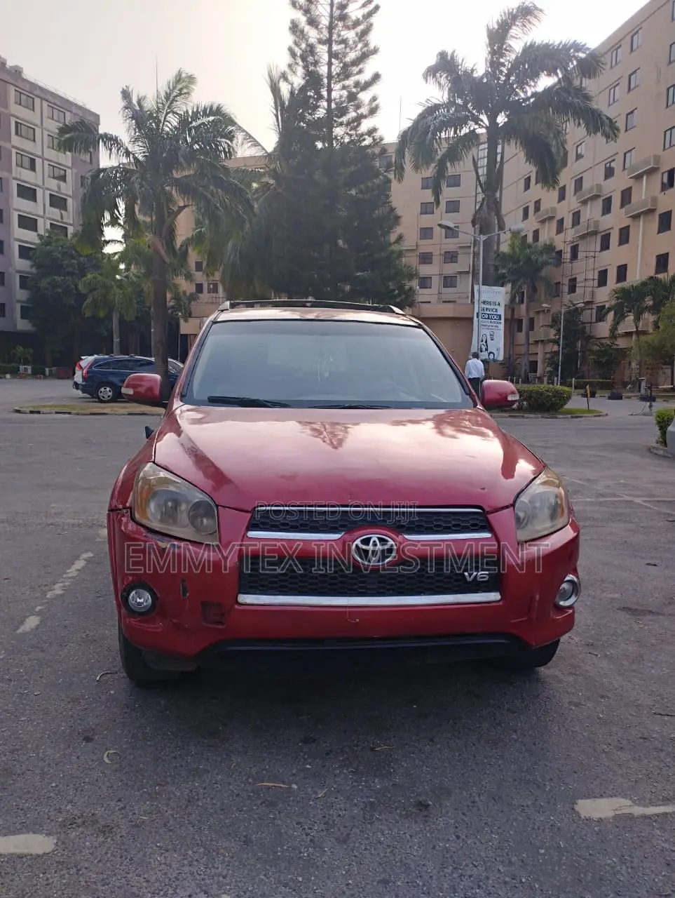 Toyota RAV4 2011 Red