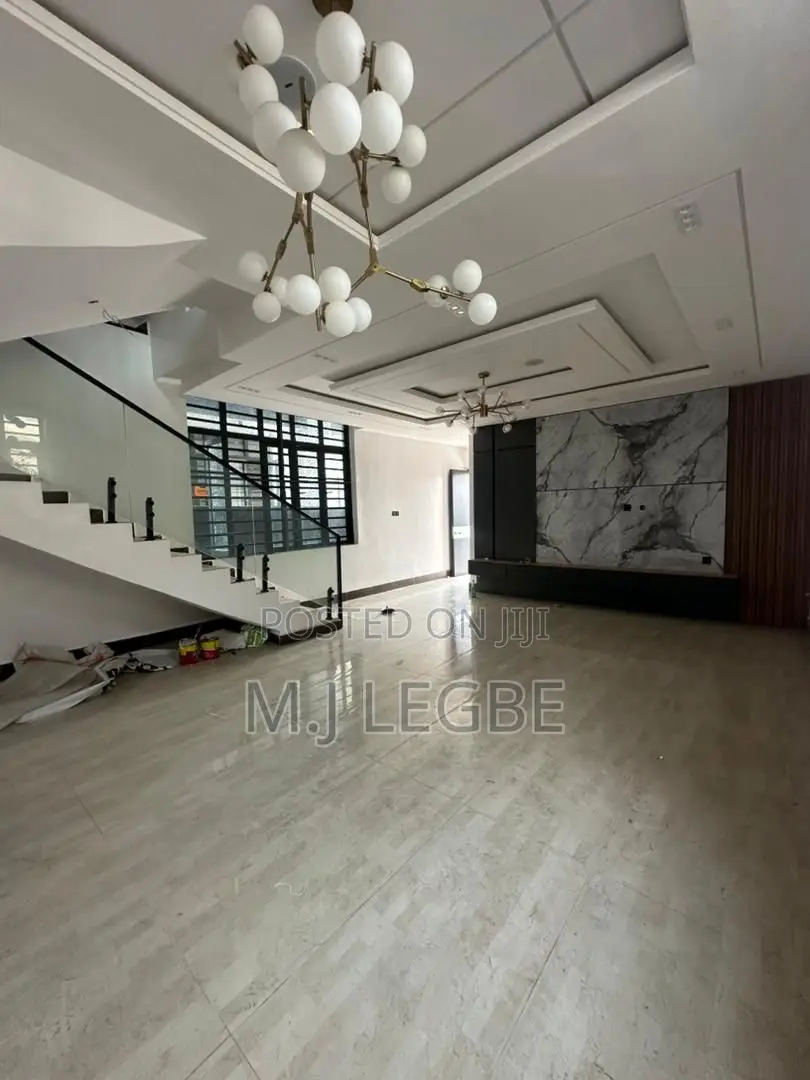 5bdrm Duplex in Phase 1, Lekki for rent