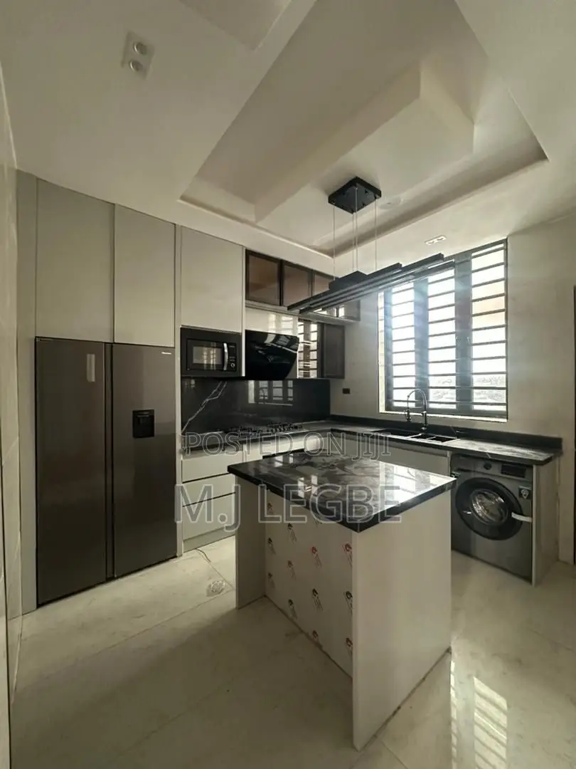 5bdrm Duplex in Phase 1, Lekki for rent