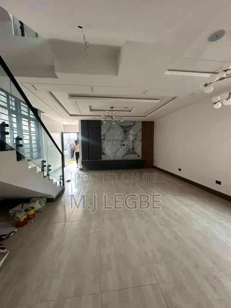 5bdrm Duplex in Phase 1, Lekki for rent