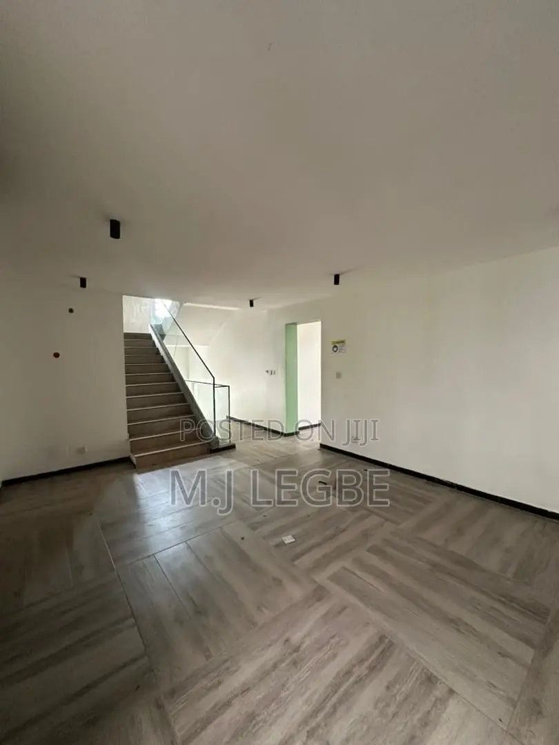 5bdrm Duplex in Phase 1, Lekki for rent