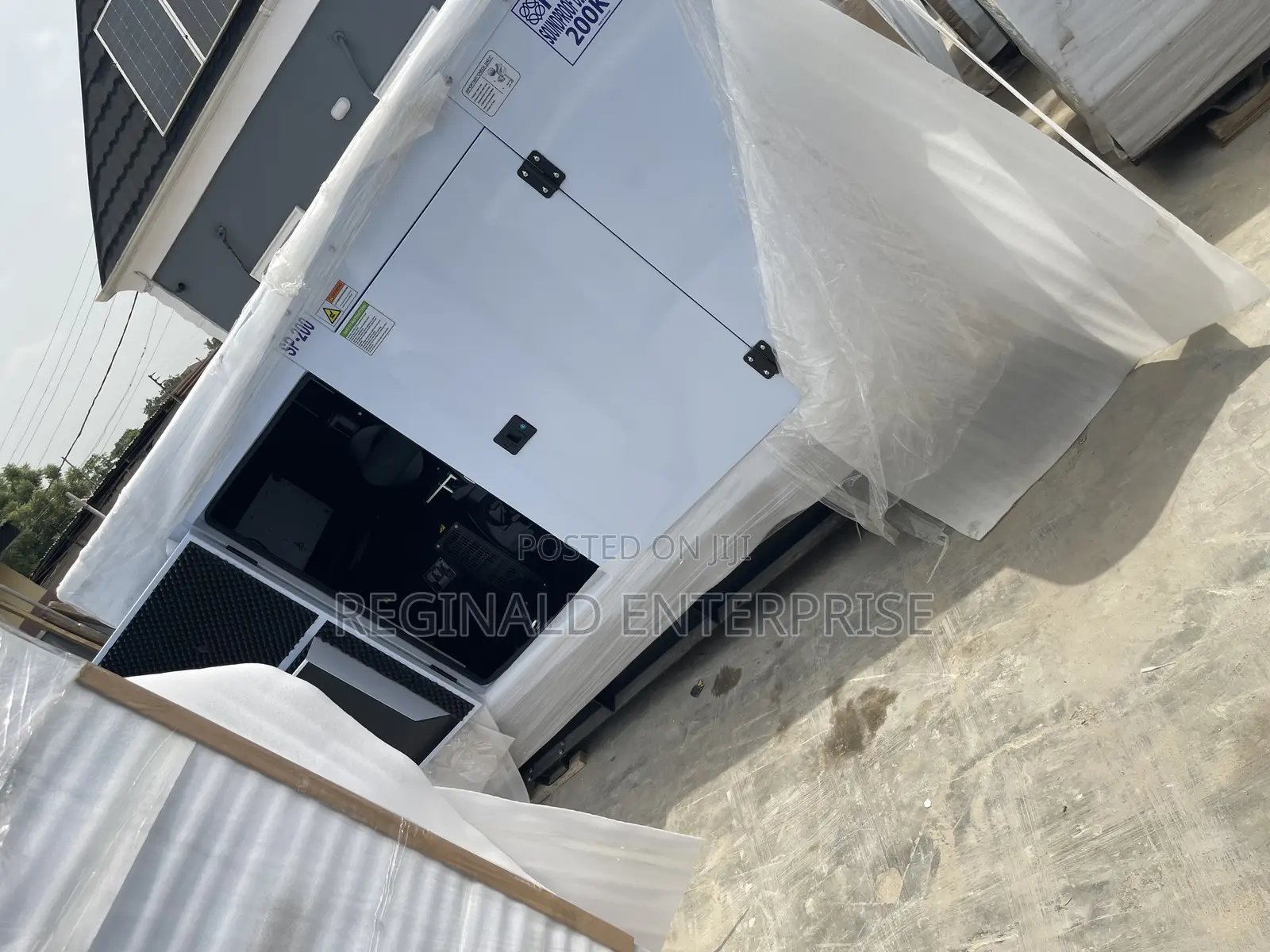 Super Quality 200kva Perkins Soundproof Diesel Generator