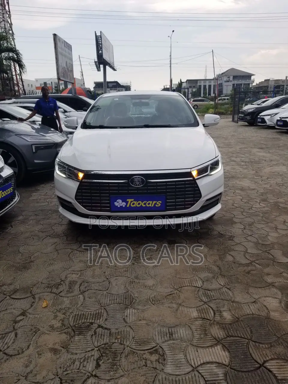 New BYD Qin L DM-i 2024 White