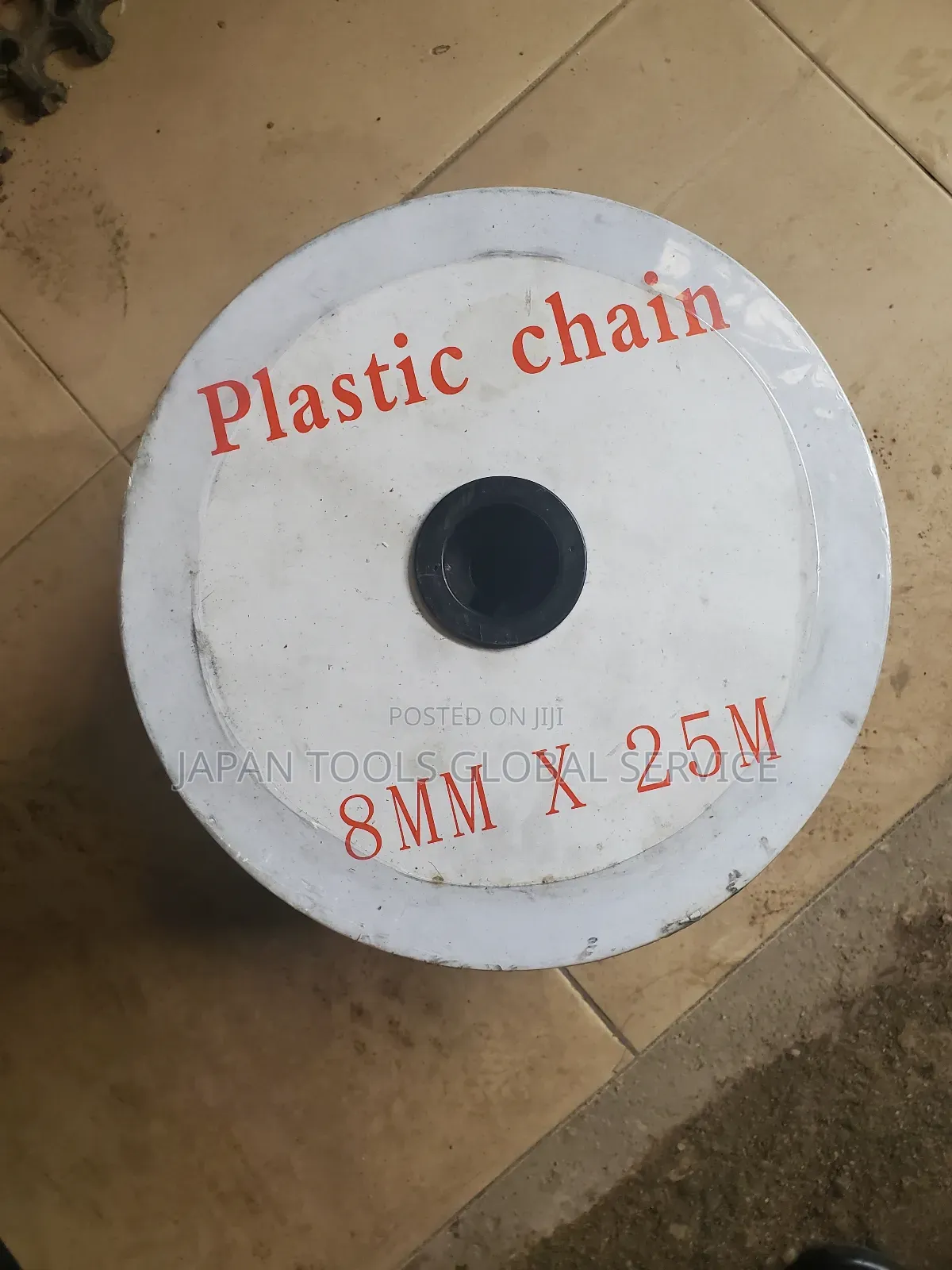 Plastic Chain 8mm by 25mater