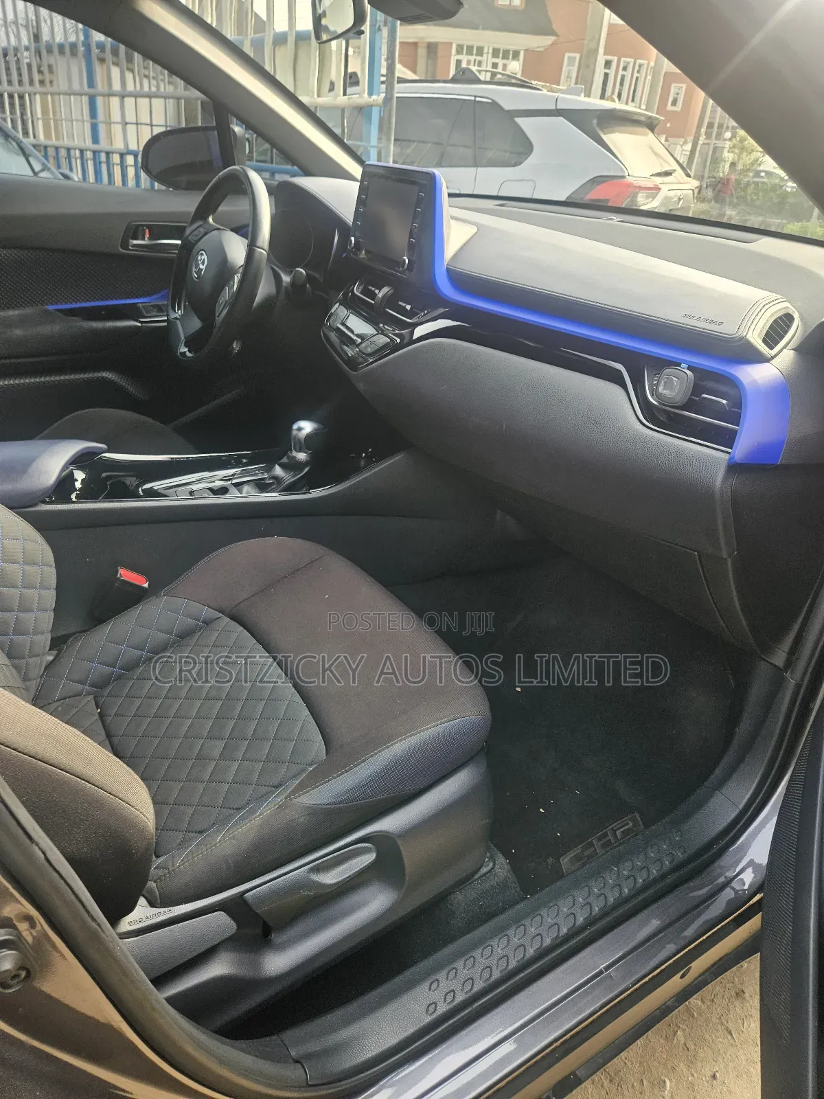 Toyota C-HR 2020 Gray