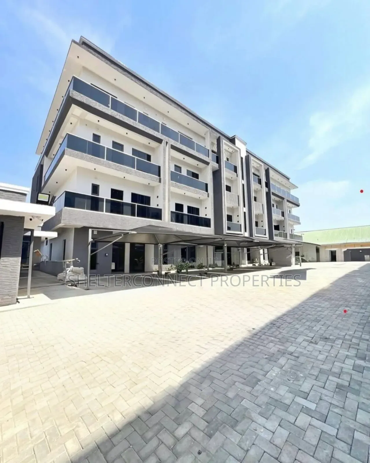 4bdrm Townhouse / Terrace in Victoria Island for rent