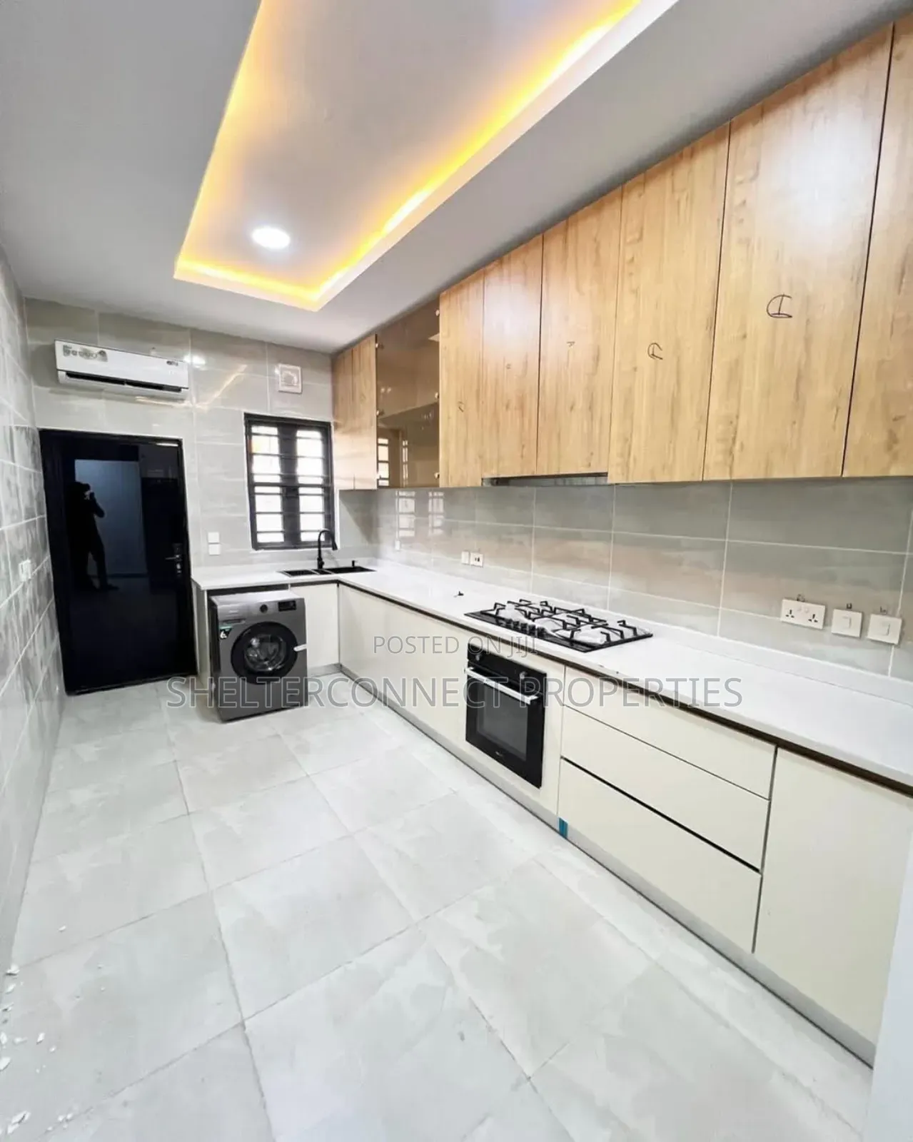4bdrm Townhouse / Terrace in Victoria Island for rent