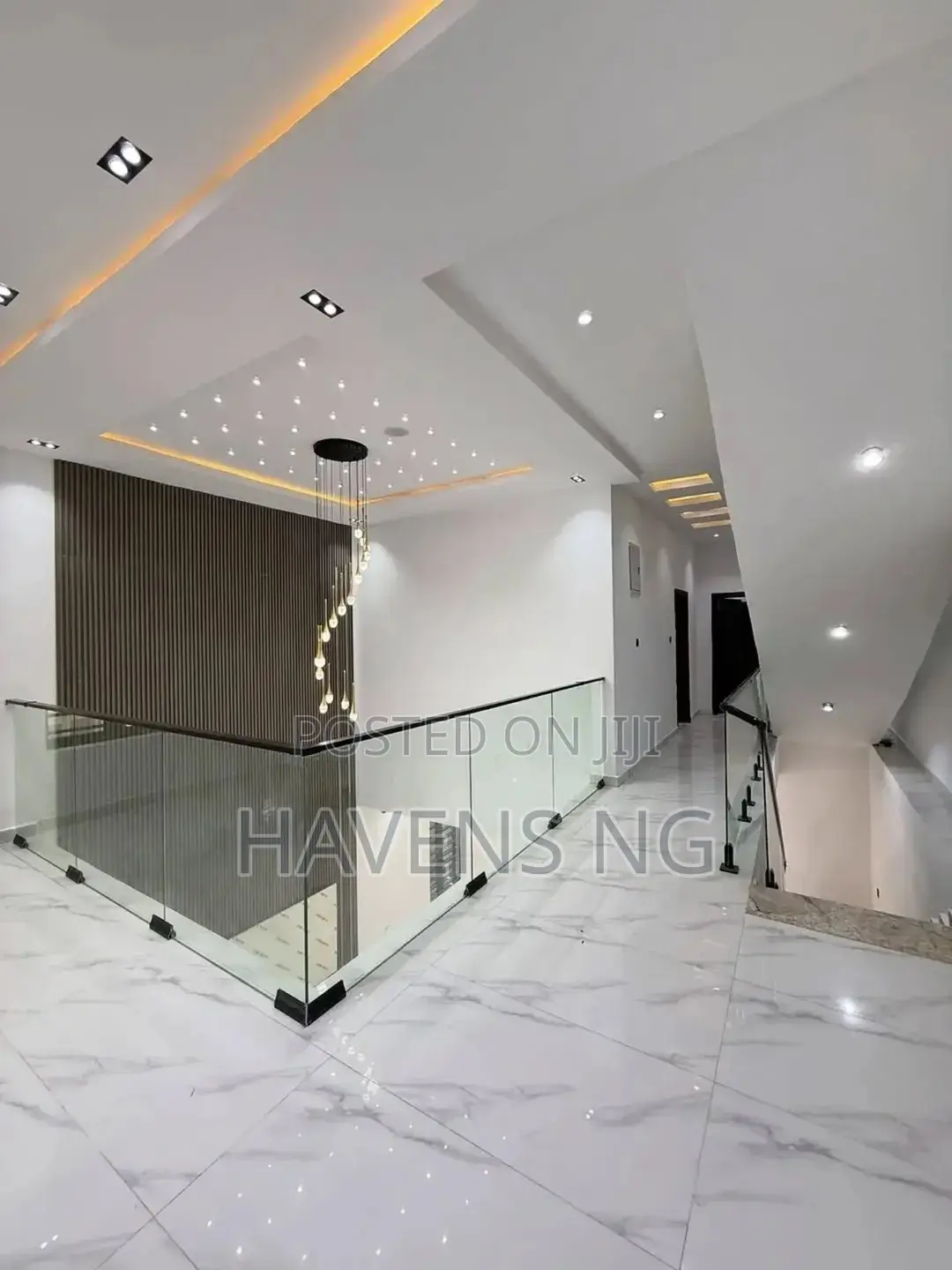 5bdrm Duplex in Ikota for sale