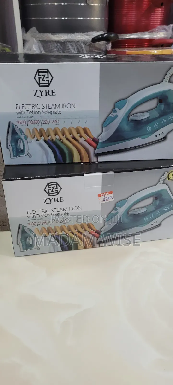 Electric Steam Iron With Teflon Soleplate