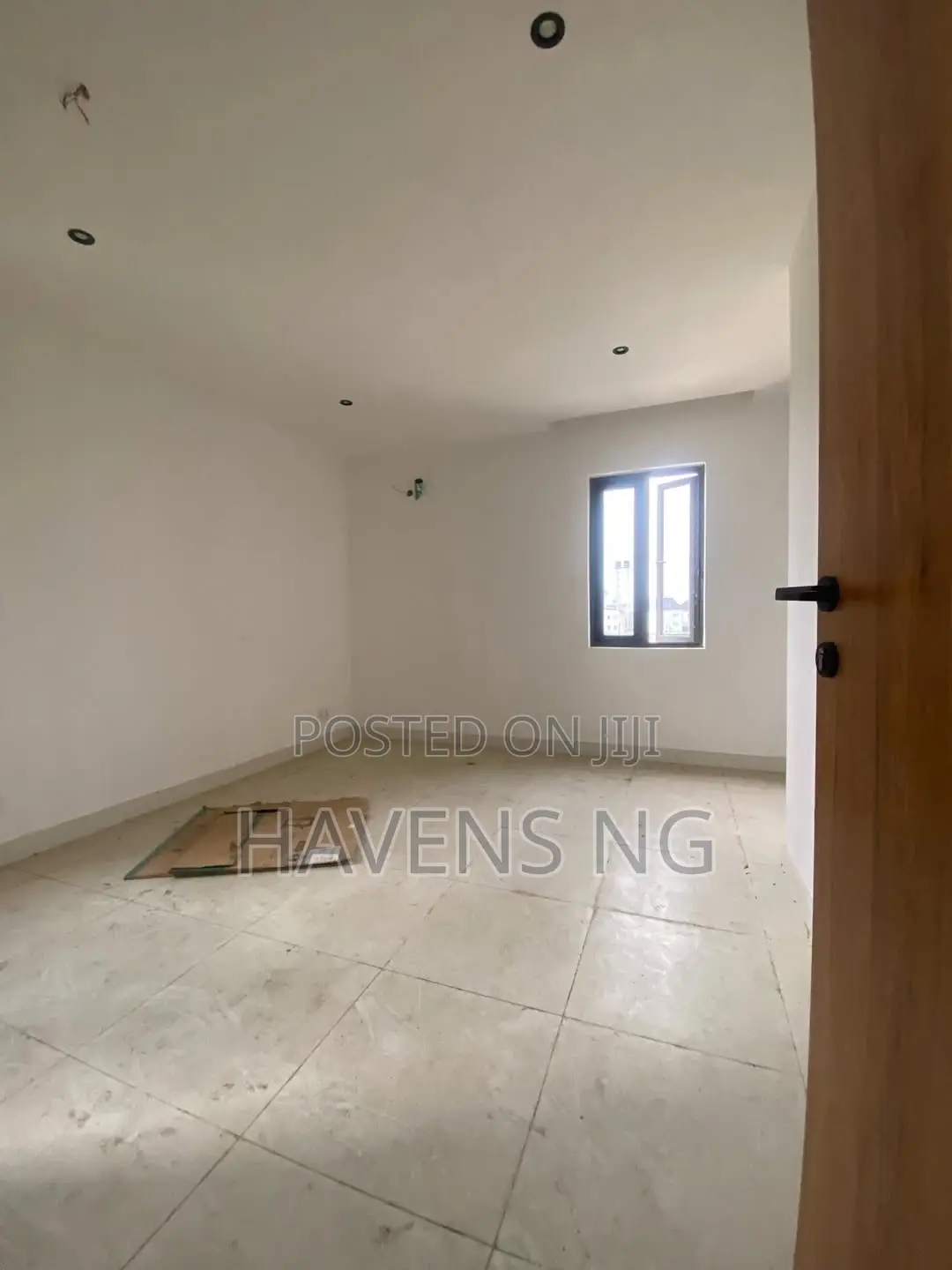 2bdrm Apartment in Ikate for sale