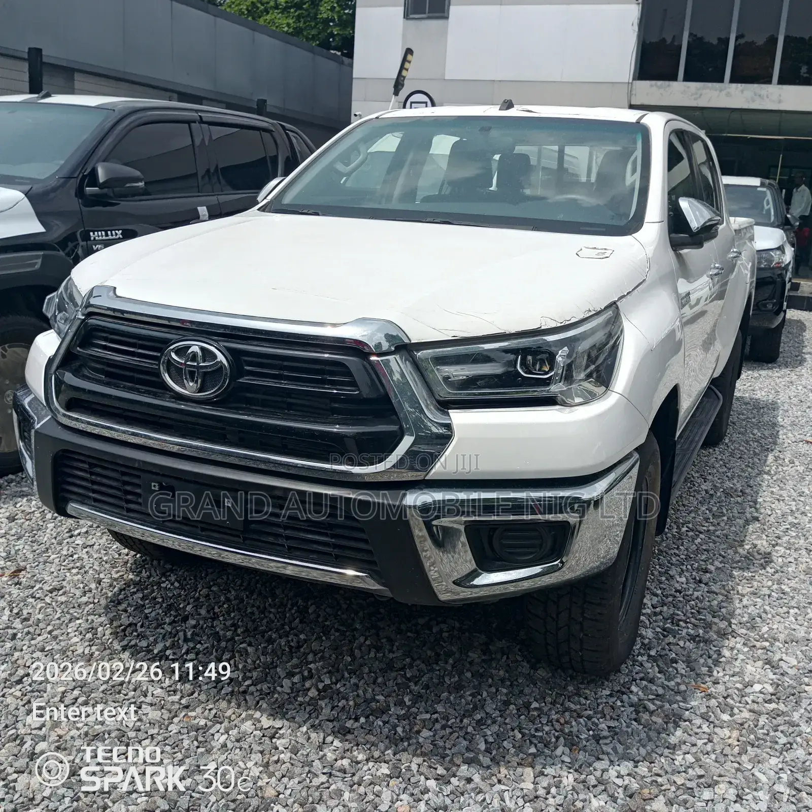New Toyota Hilux 2023 White