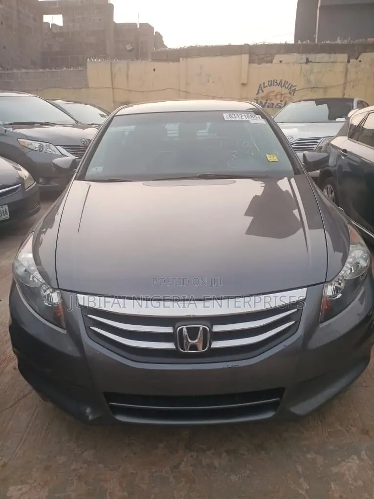 Honda Accord Sedan SE 2011 Gray