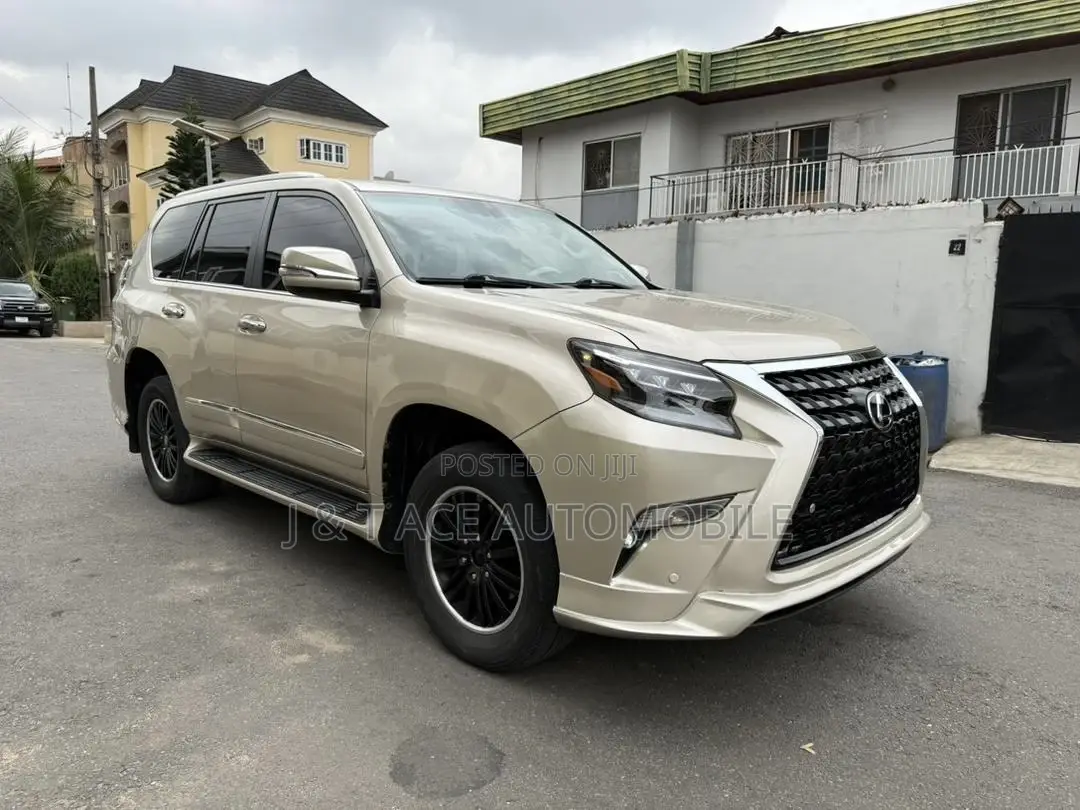 Lexus GX 2013 Gold