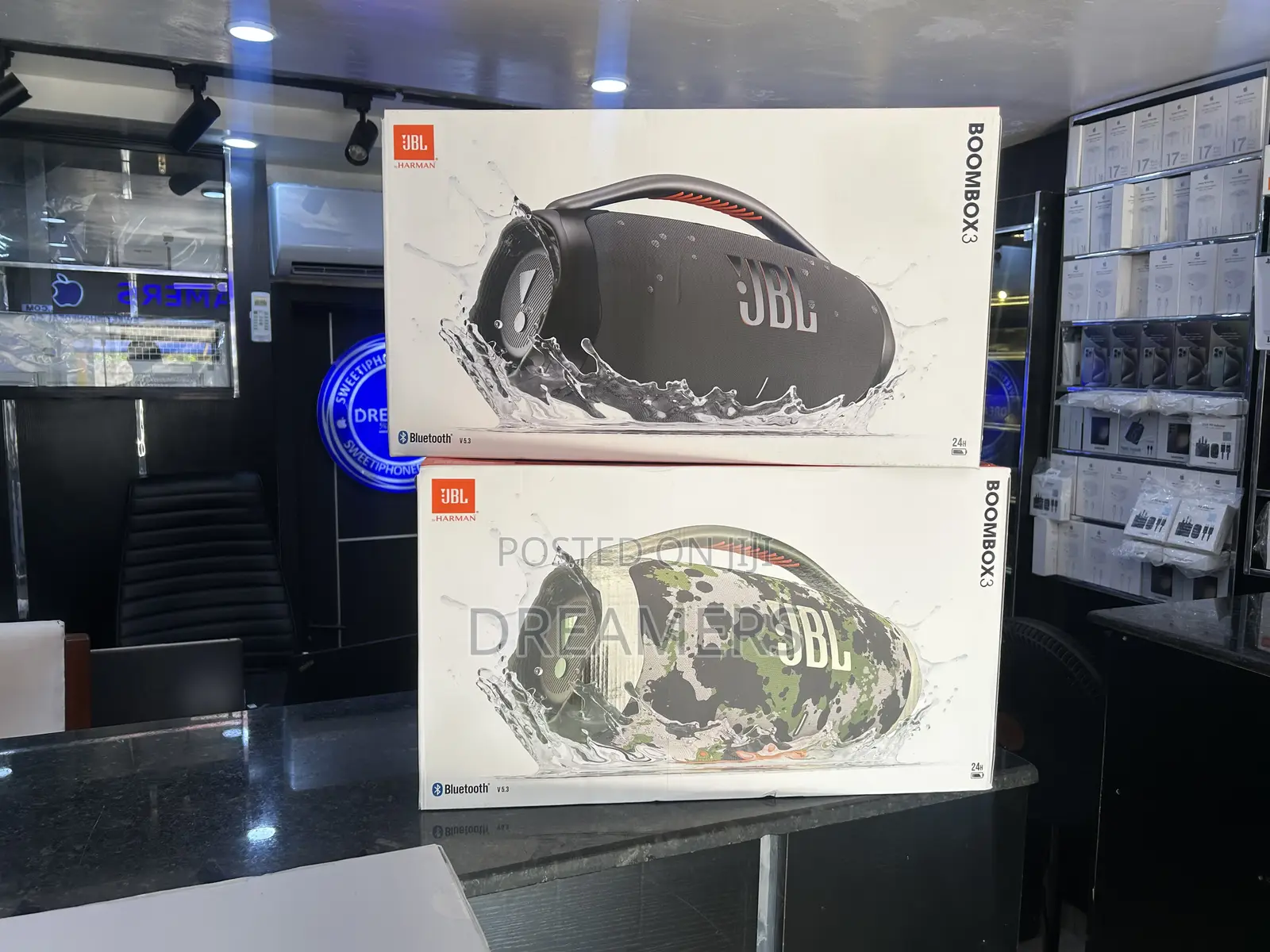 JBL Boombox3