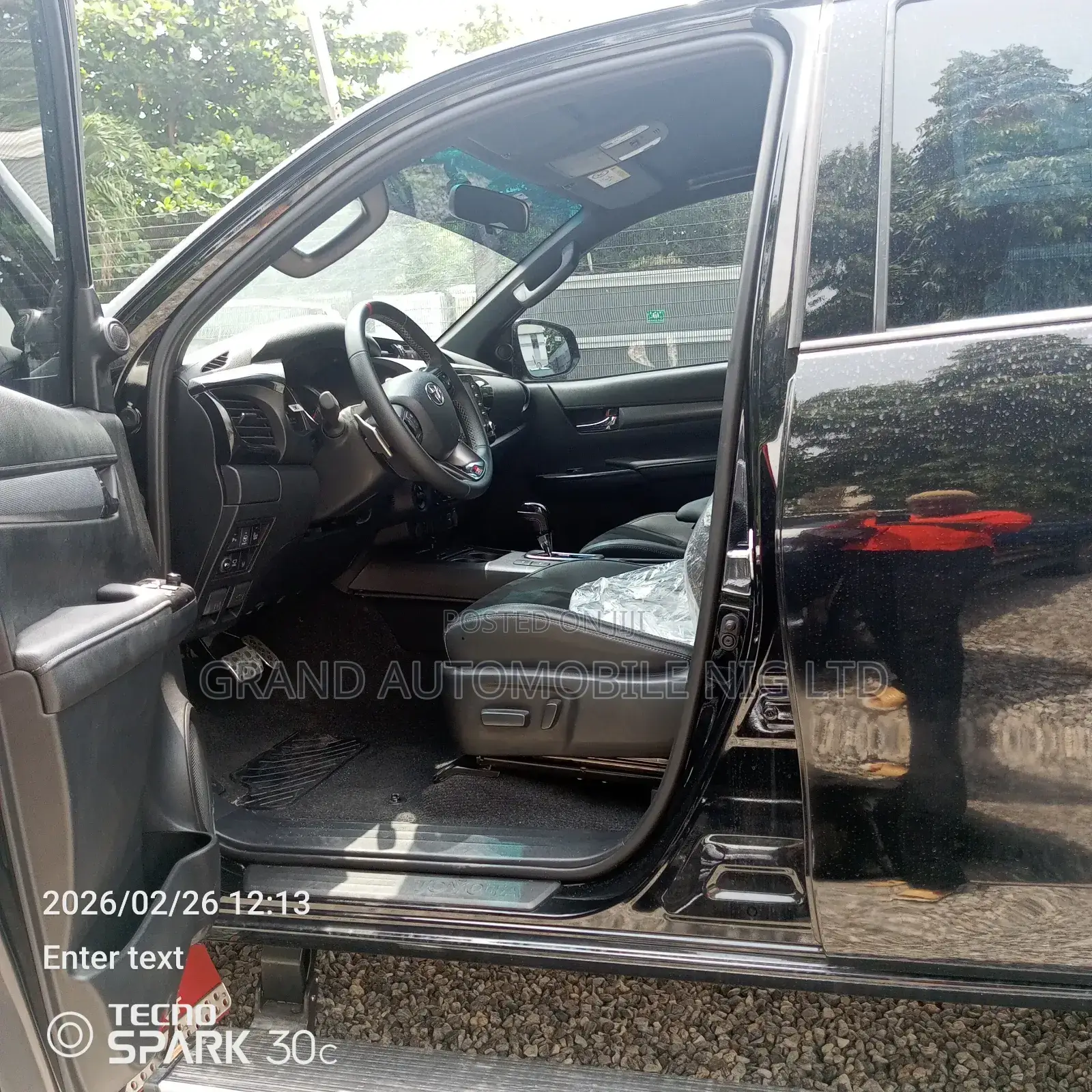 New Toyota Hilux 2025 Black