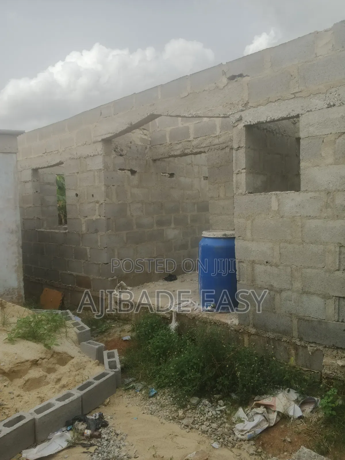 3bdrm Bungalow in Ayobo for sale