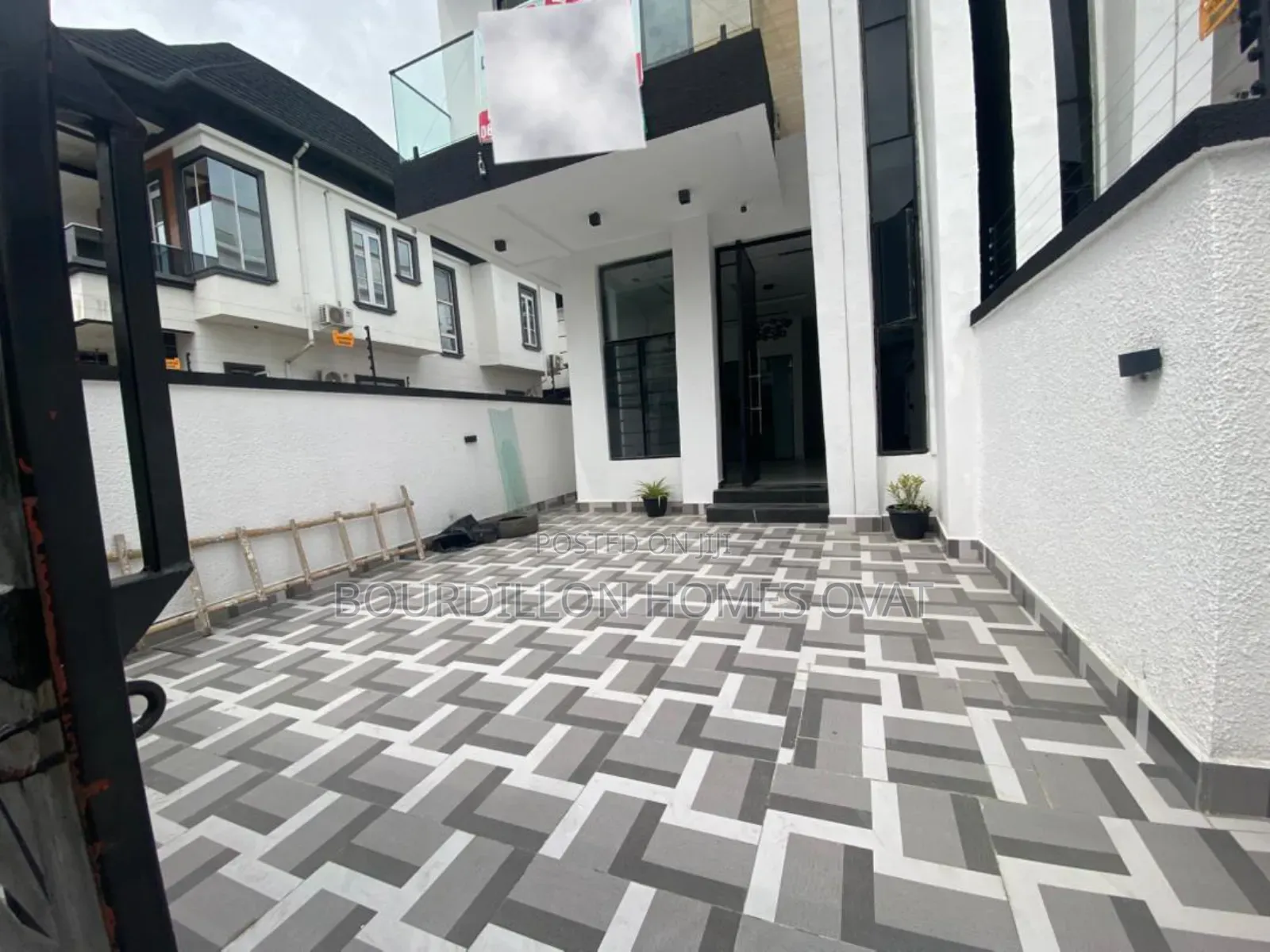 4bdrm Duplex in Orchid Lekki Lagos for sale