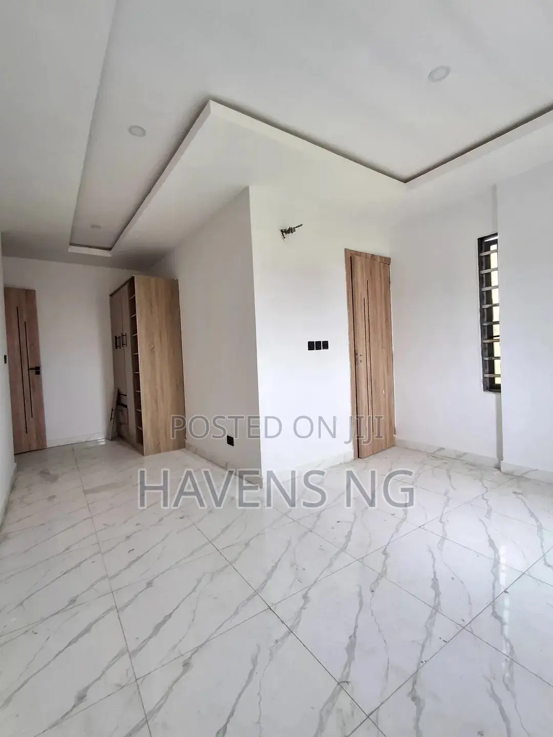 3bdrm Apartment in Ikate for sale