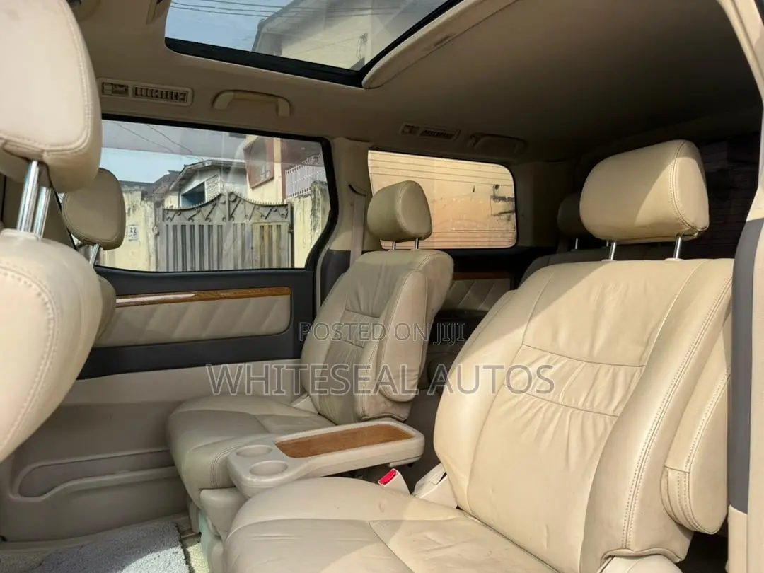 Toyota Alphard 3.0 Petrol AWD 2006 Black