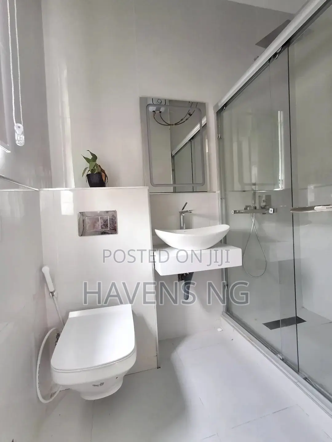 3bdrm Apartment in Ikate for sale