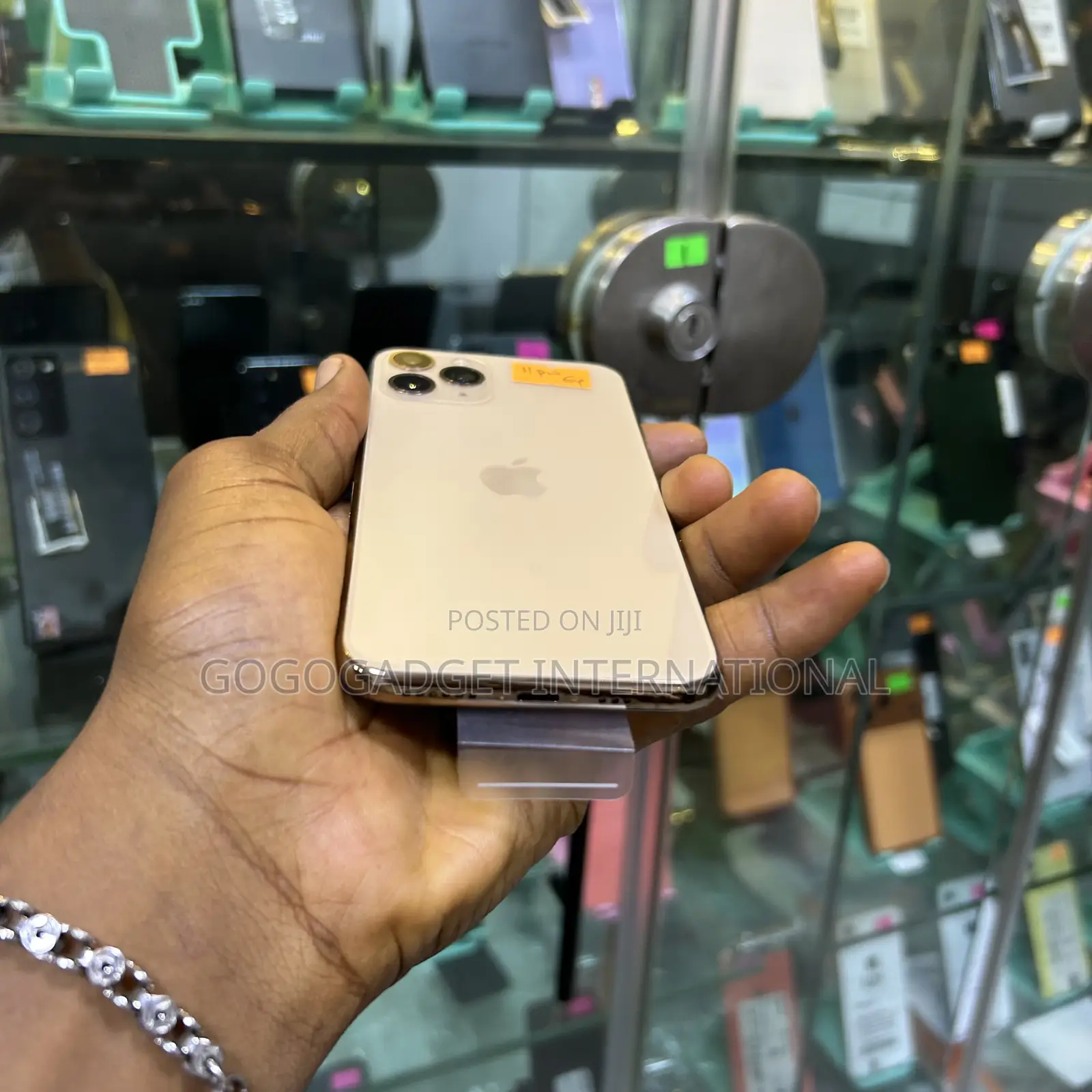 Apple iPhone 11 Pro 64 GB Gold