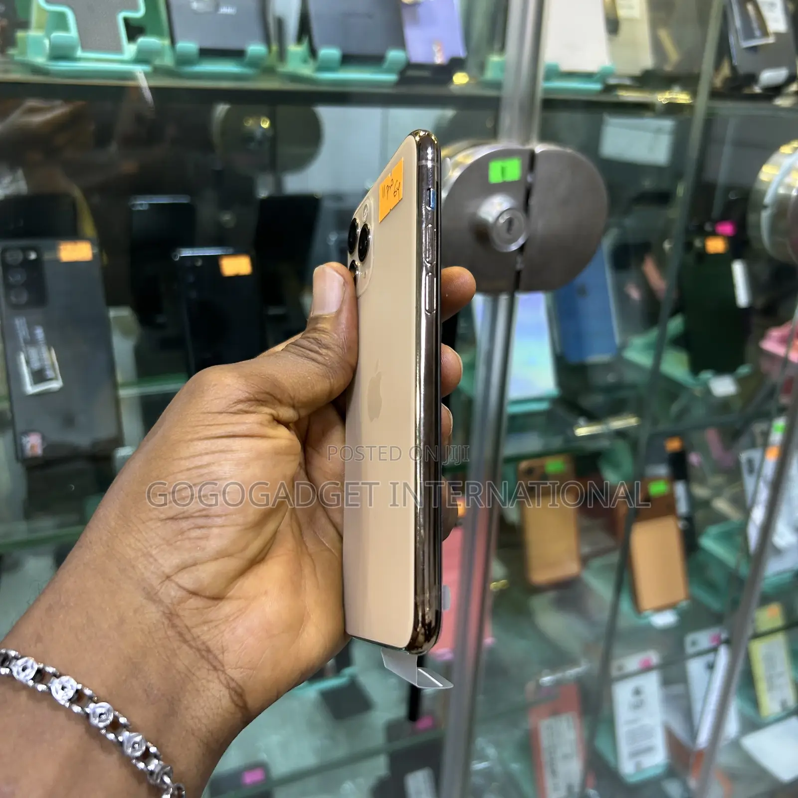 Apple iPhone 11 Pro 64 GB Gold