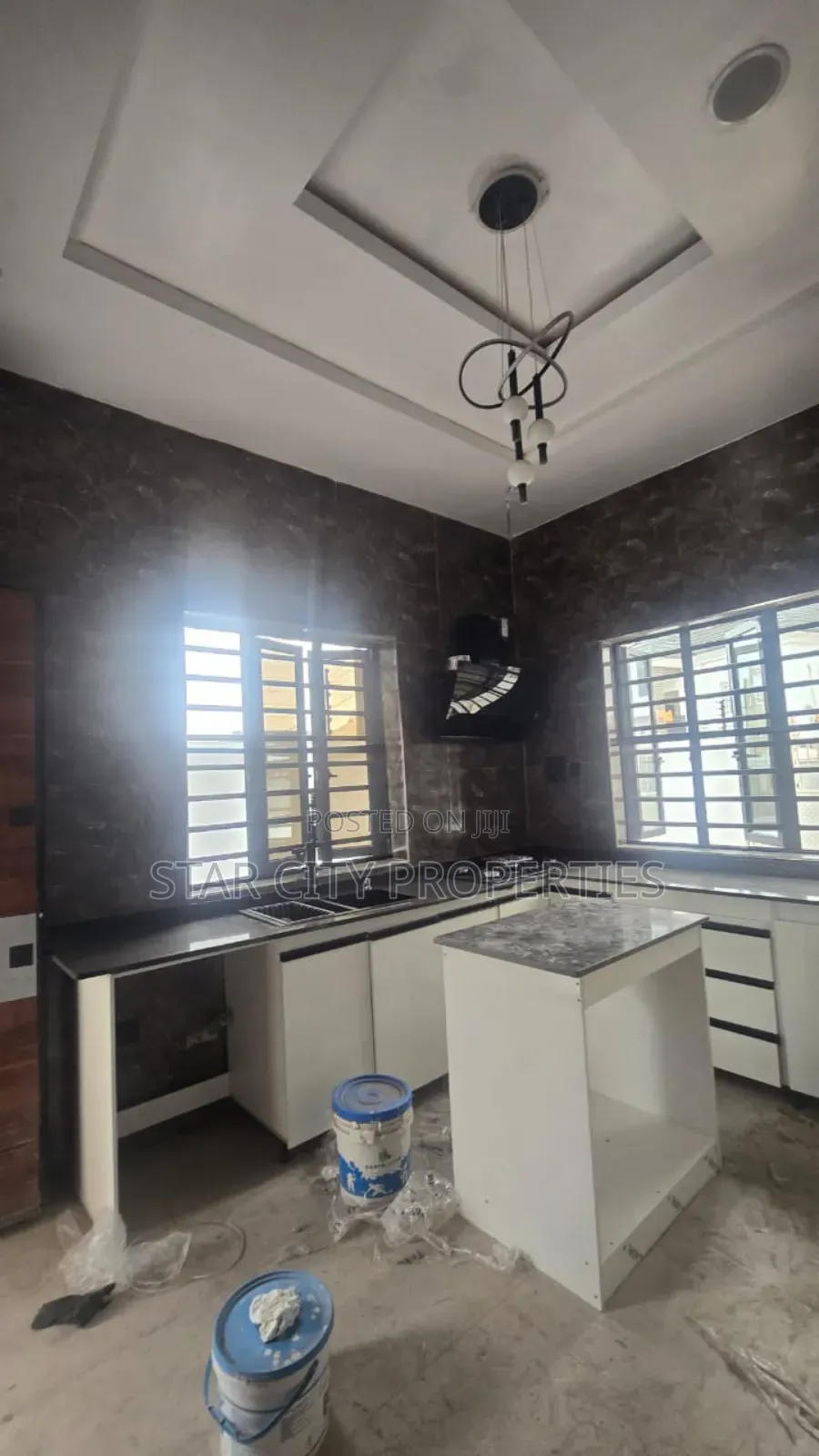 5bdrm Duplex in Opic Isheri North for sale