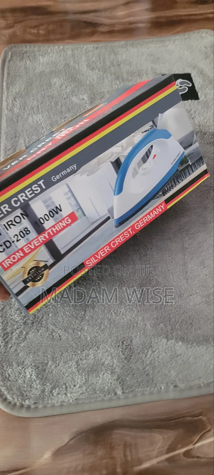 Electric Iron
Dry Iron 
1000w.
Non-Stick 
Heavy Weight Dry Ironing