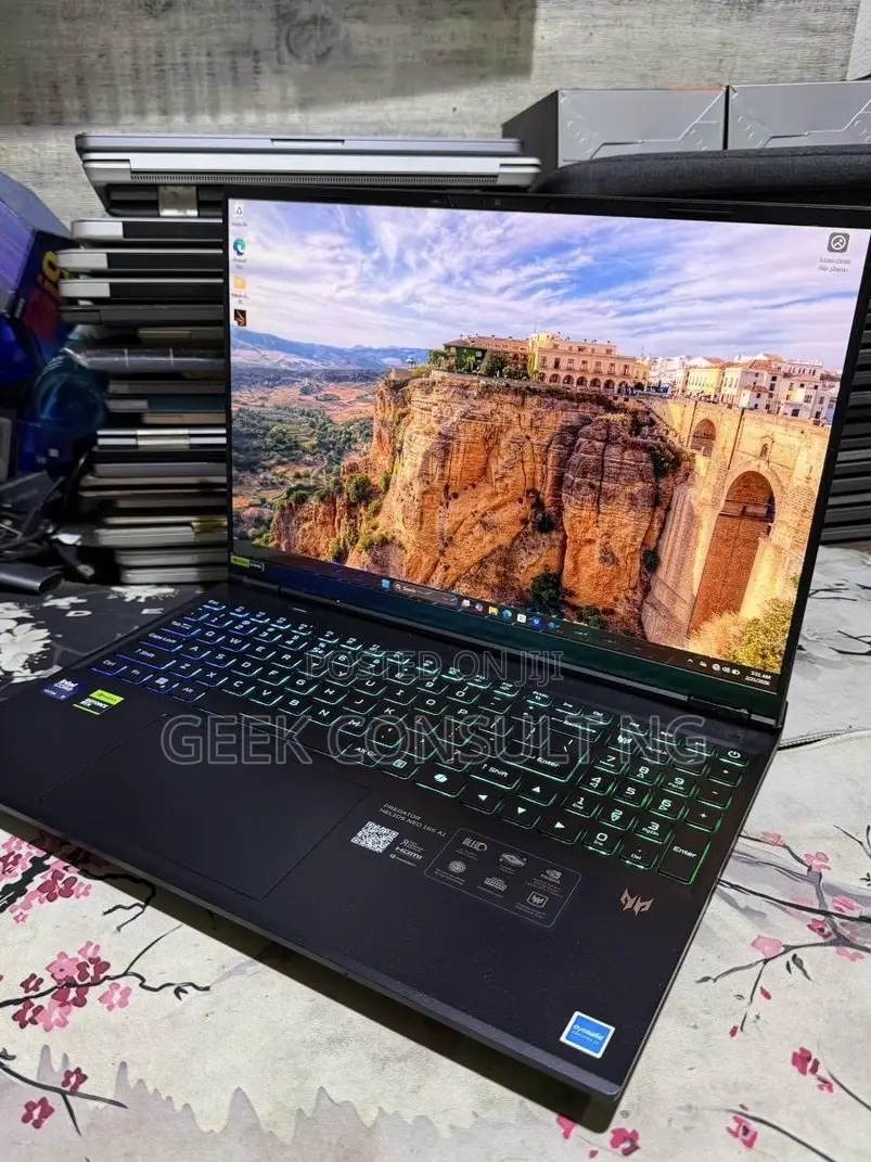 Laptop Acer Predator Helios Neo 16 32GB Intel Core Ultra 9 SSD 2T