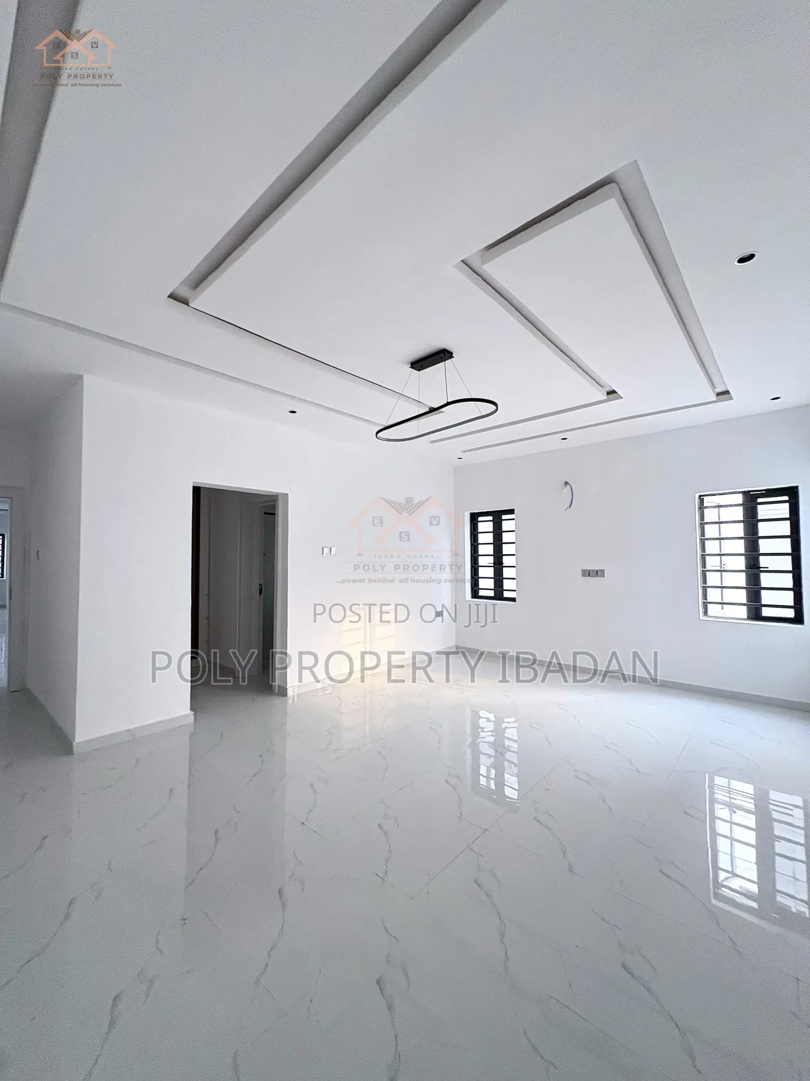 5bdrm Duplex in Olapade Agoro ,, Ibadan for sale