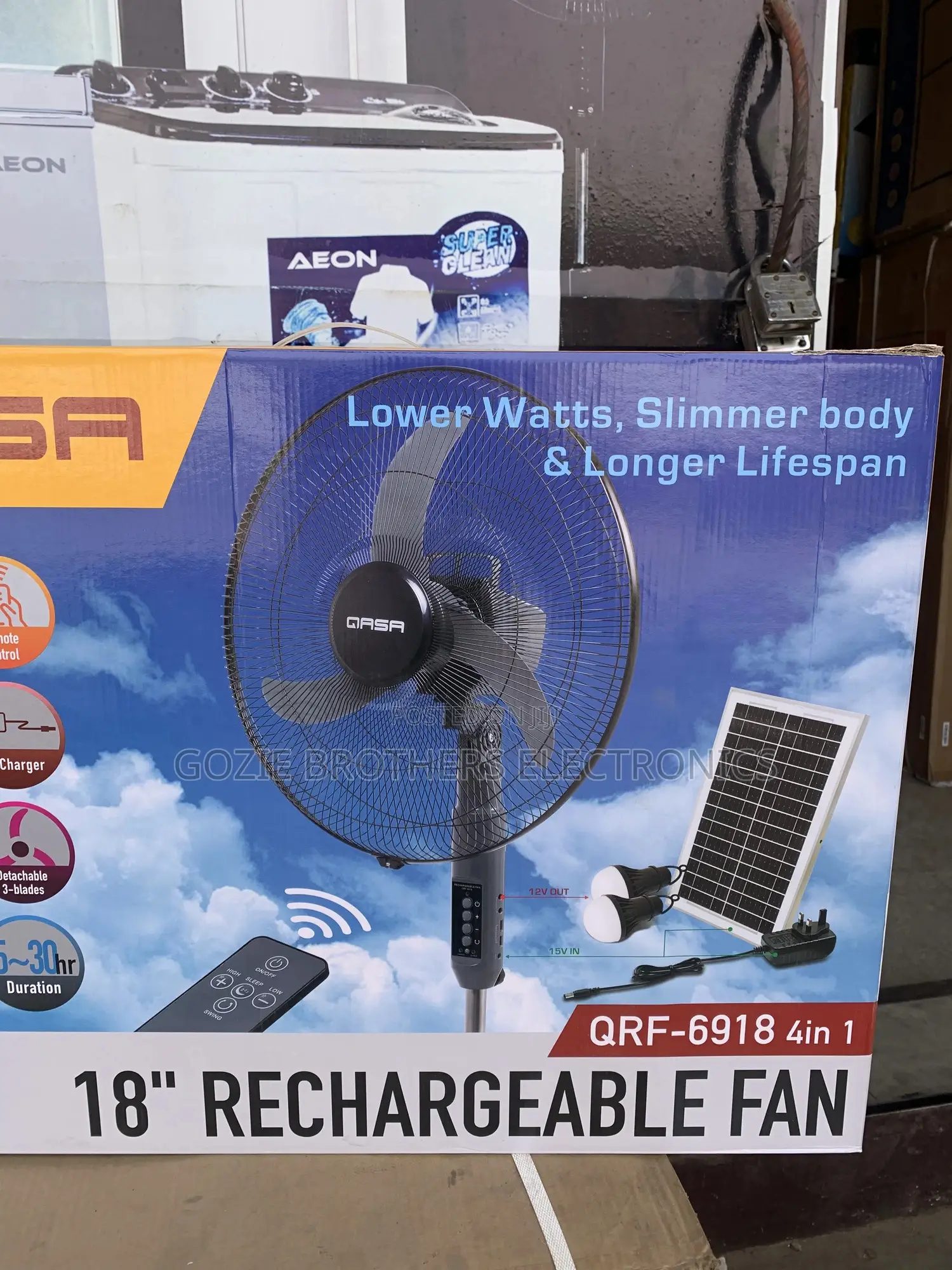 Qasa 18 Inches Rechargeable Fan With Solar Panel And 2 Bulbs