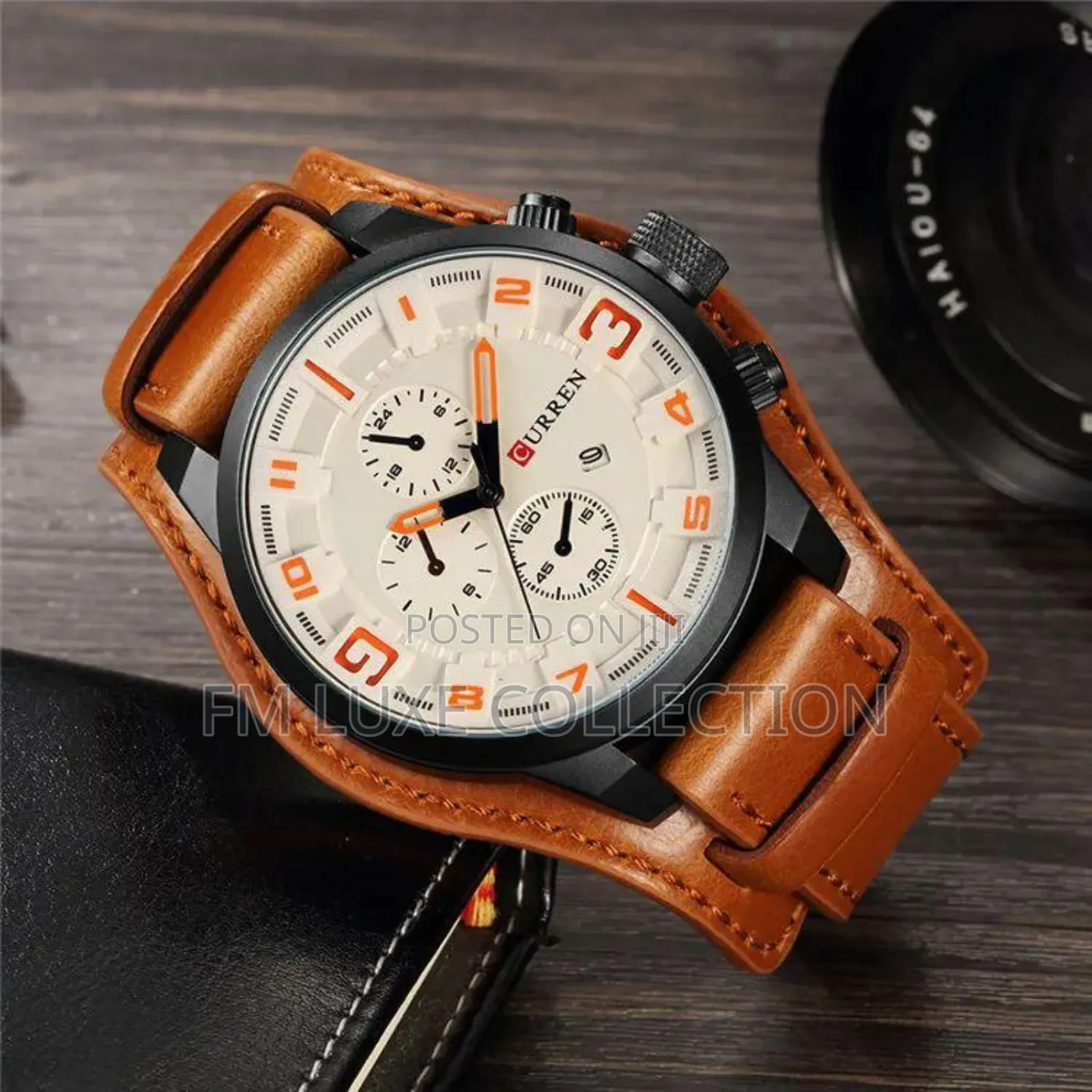 Curren 8329
Men Wristwatch