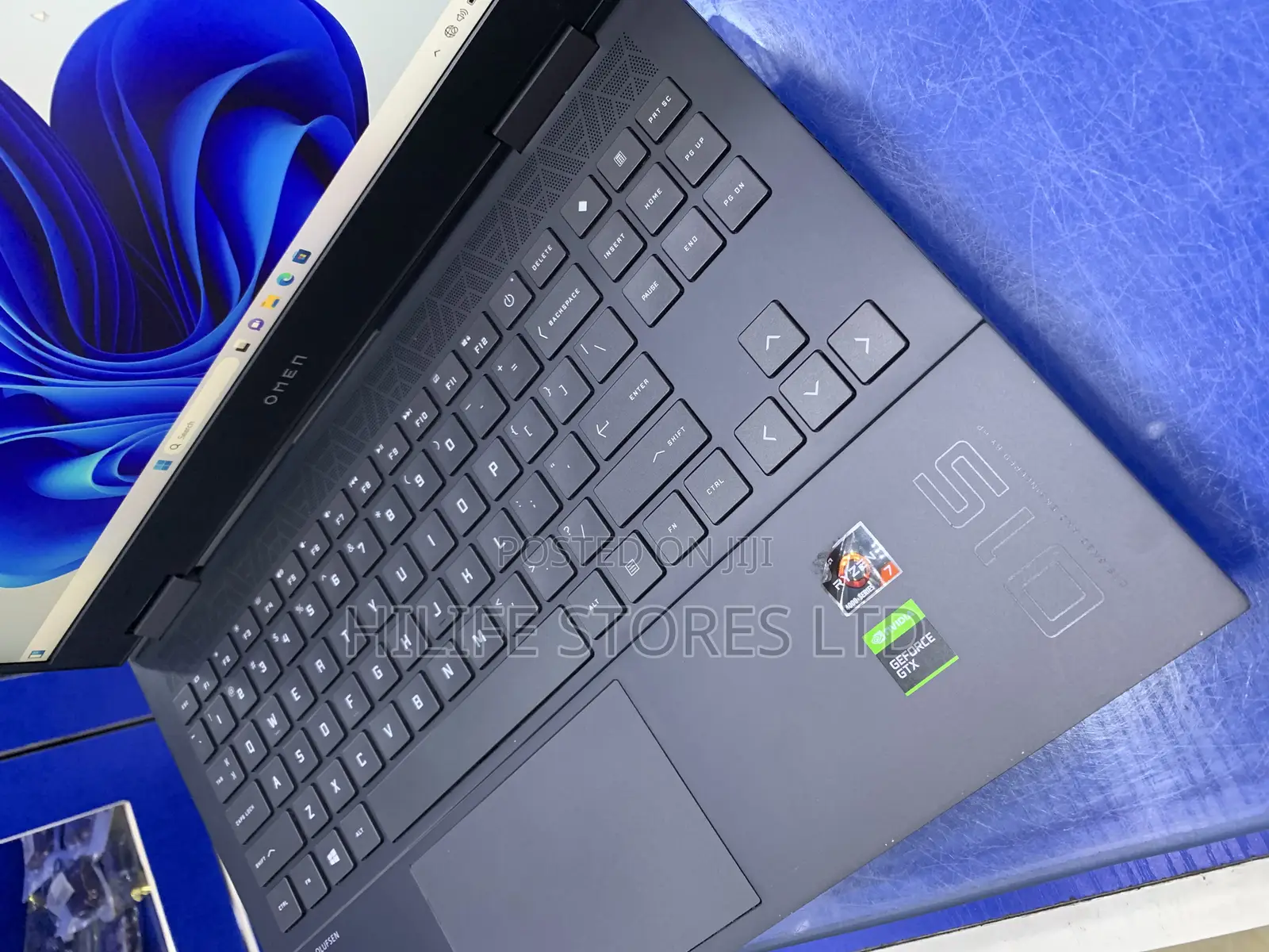 Laptop HP Omen 15 8GB AMD Ryzen 7 SSD 512GB