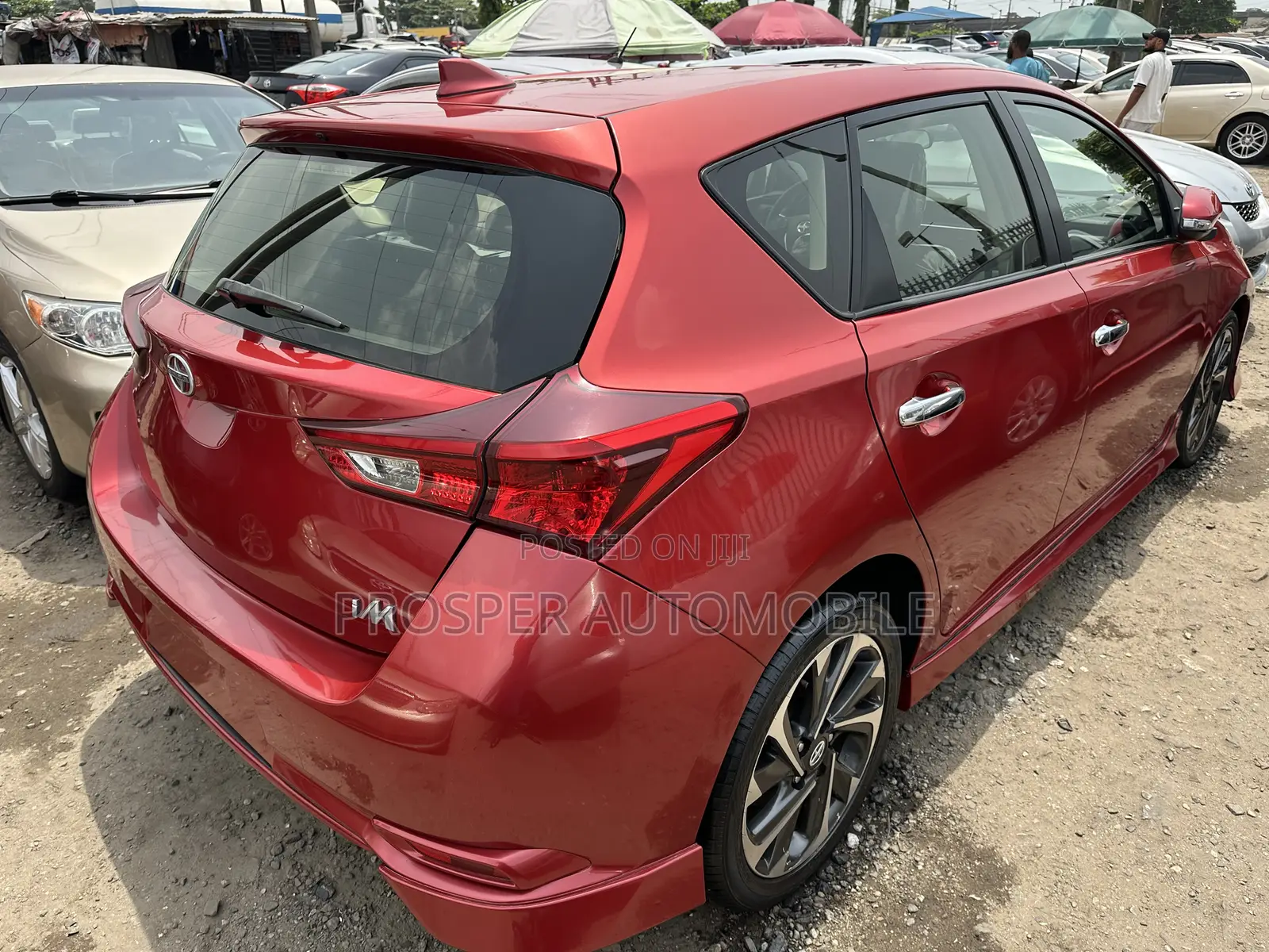 Scion iM Base 2016 Red