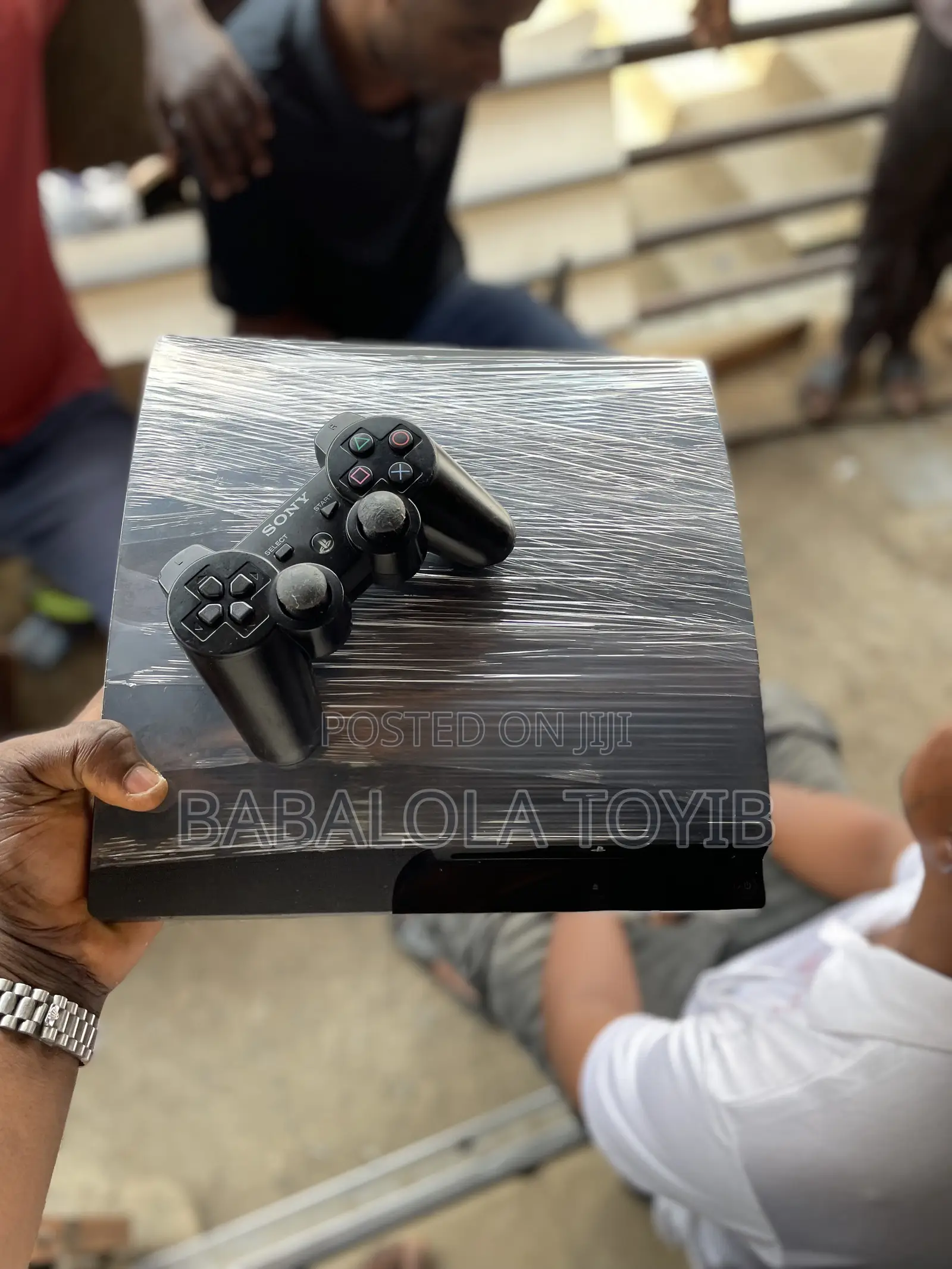 Ps3 Slim With 2 Pads 10games
