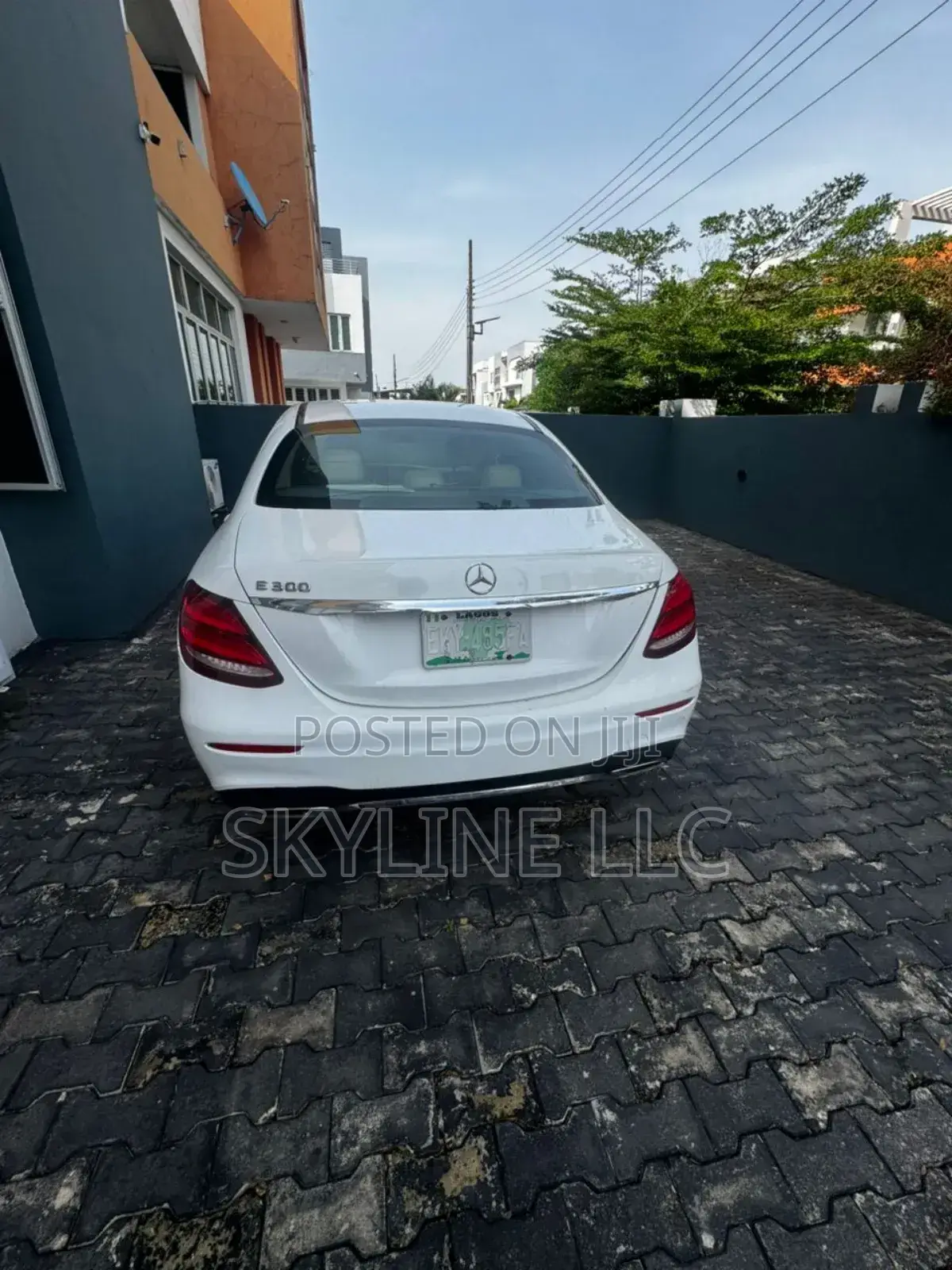Mercedes-Benz E300 4Matic AWD Sedan (2.0L 4cyl 9A) 2017 White