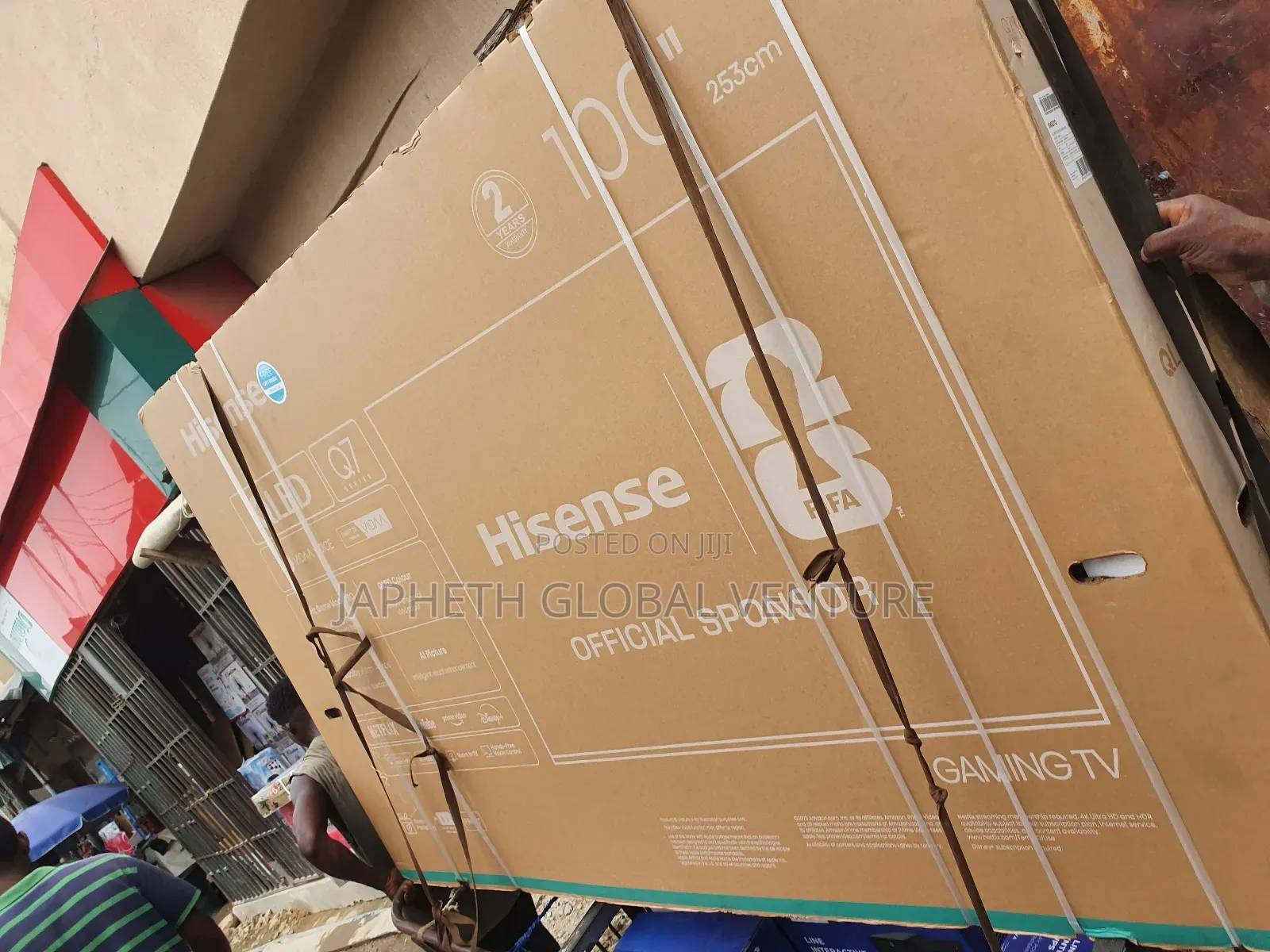 Original 100 Inches Hisense Tv Qled