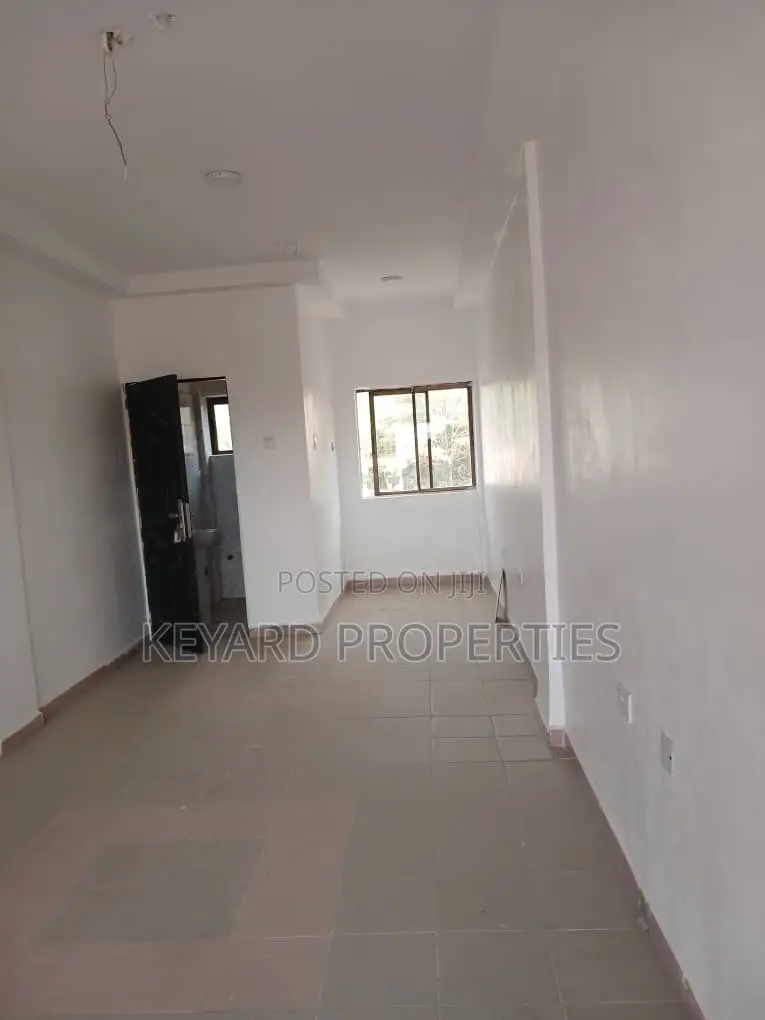 Commercial Shop for Rent in Wuse2